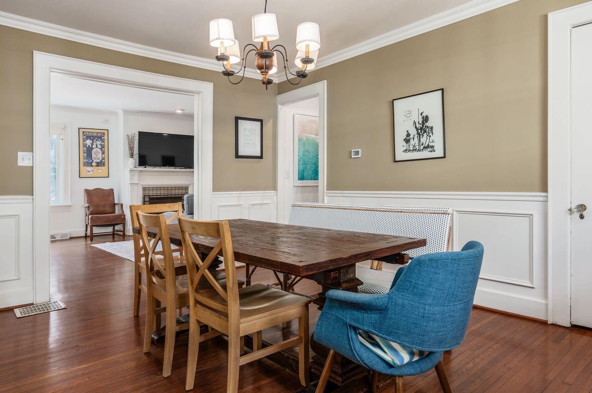 373 Drexel Ave, Columbus OH 43209-1046 exterior