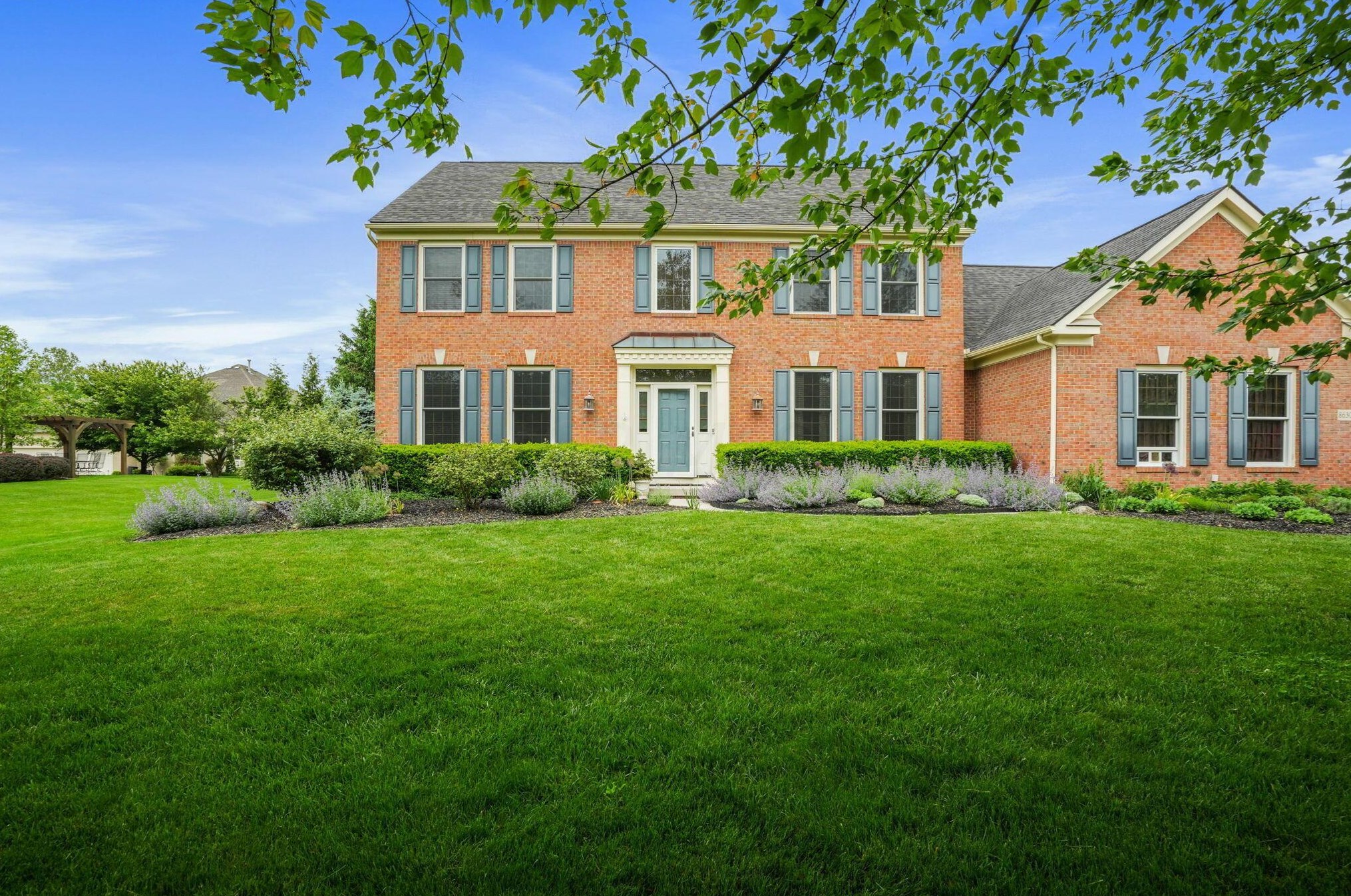 8630 Winding Creek Way, Pickerington, OH 43147-8149