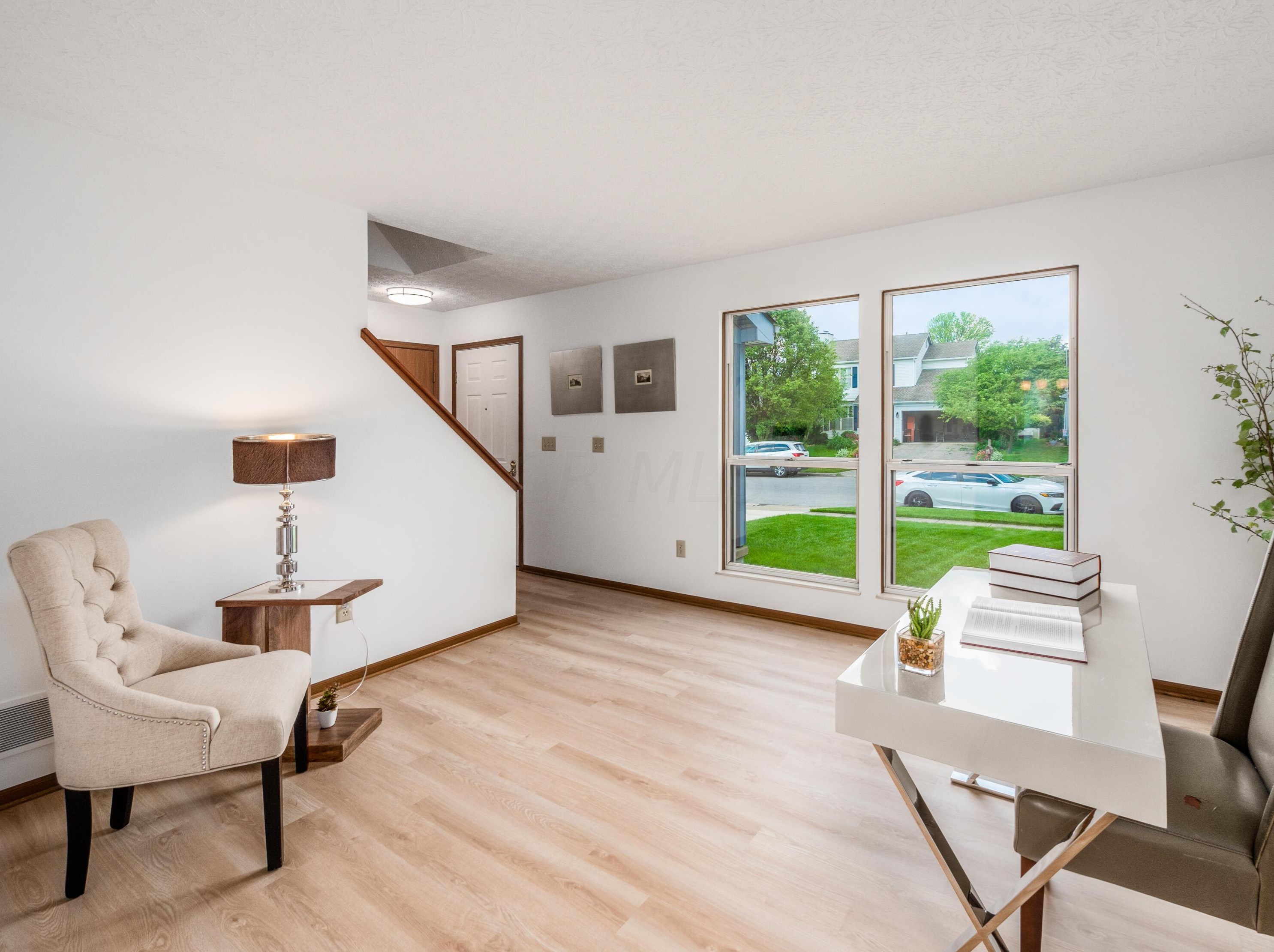 7385 Harbour Town Dr, Pickerington OH  43147-8646 exterior