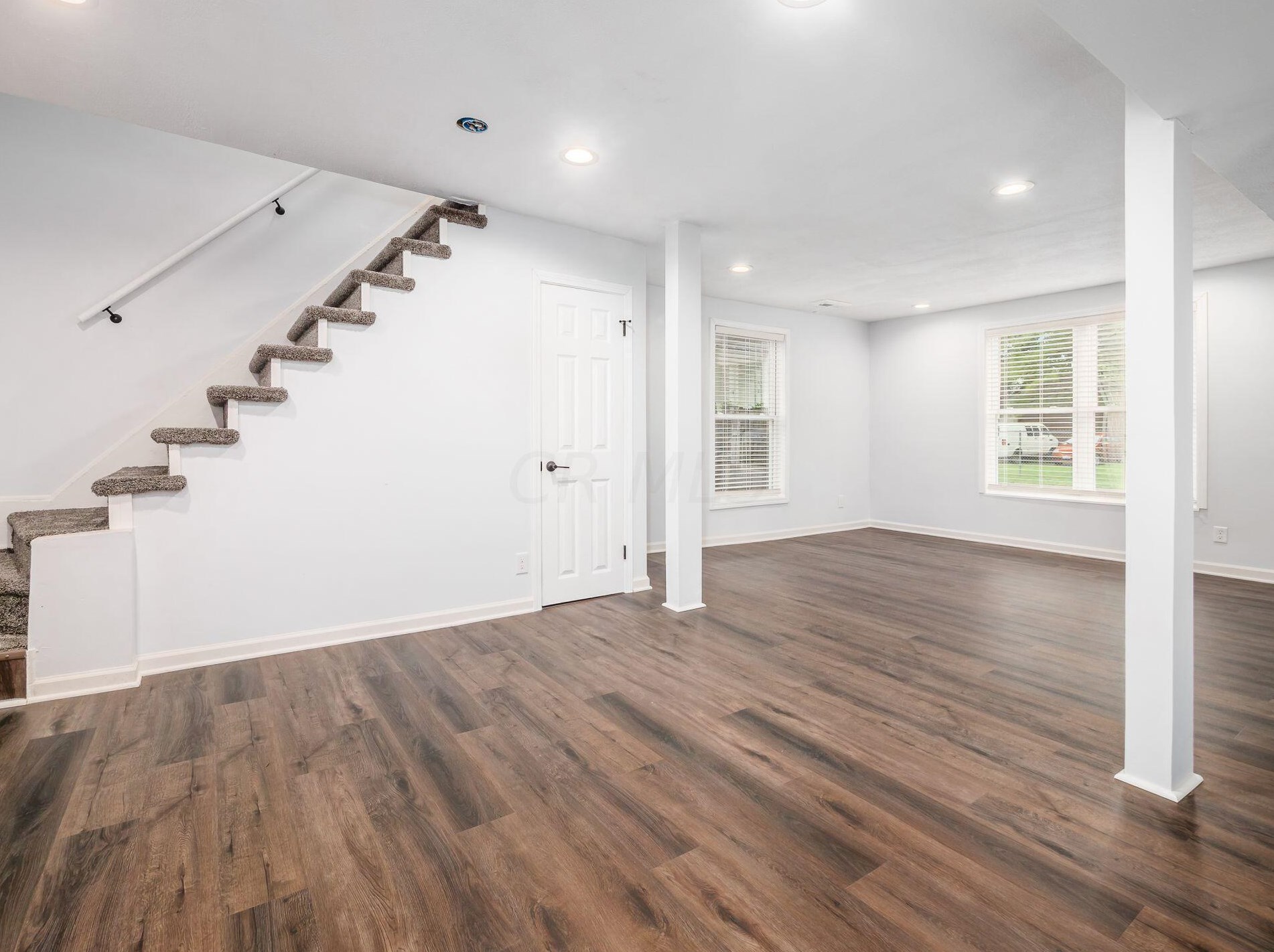 2252 Sheridan St, Columbus, OH 43223-1033