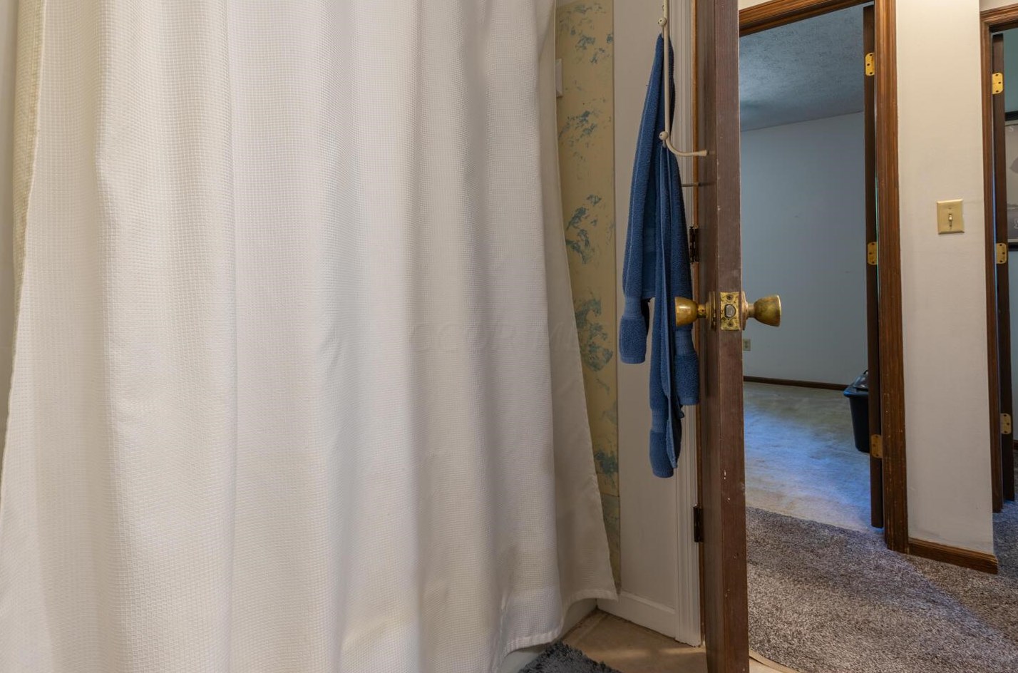 433 Wooster Way, Lancaster OH 43130-9236 exterior