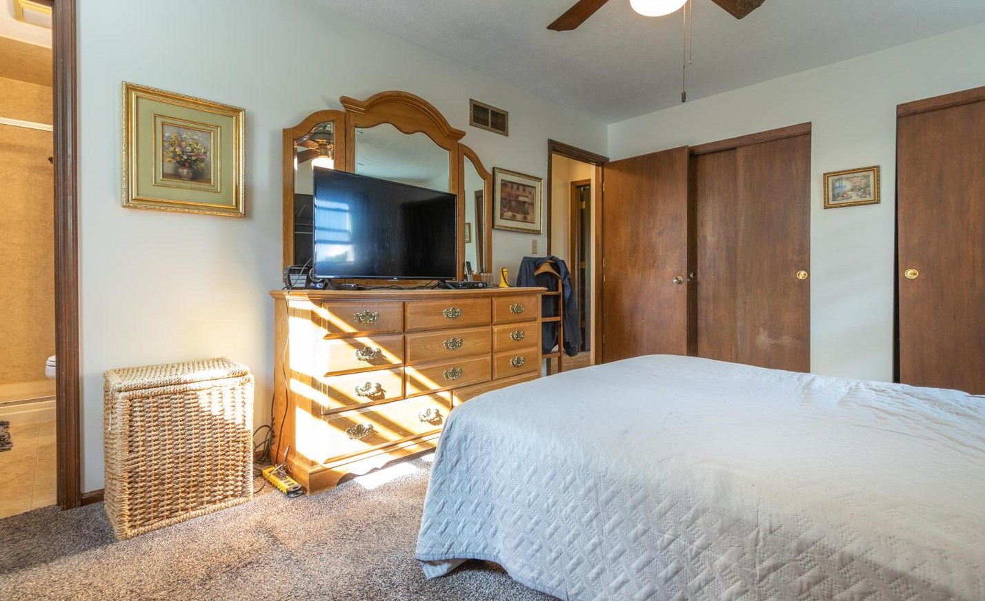 433 Wooster Way, Lancaster OH 43130-9236 exterior