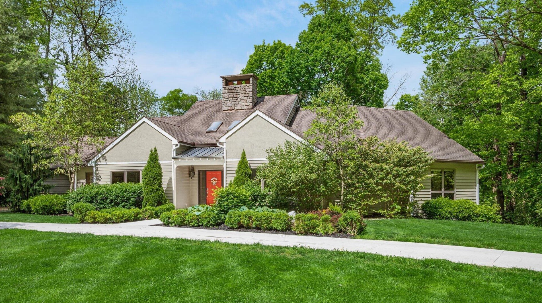 140 Pembroke Ln, Granville, OH 43023-1078