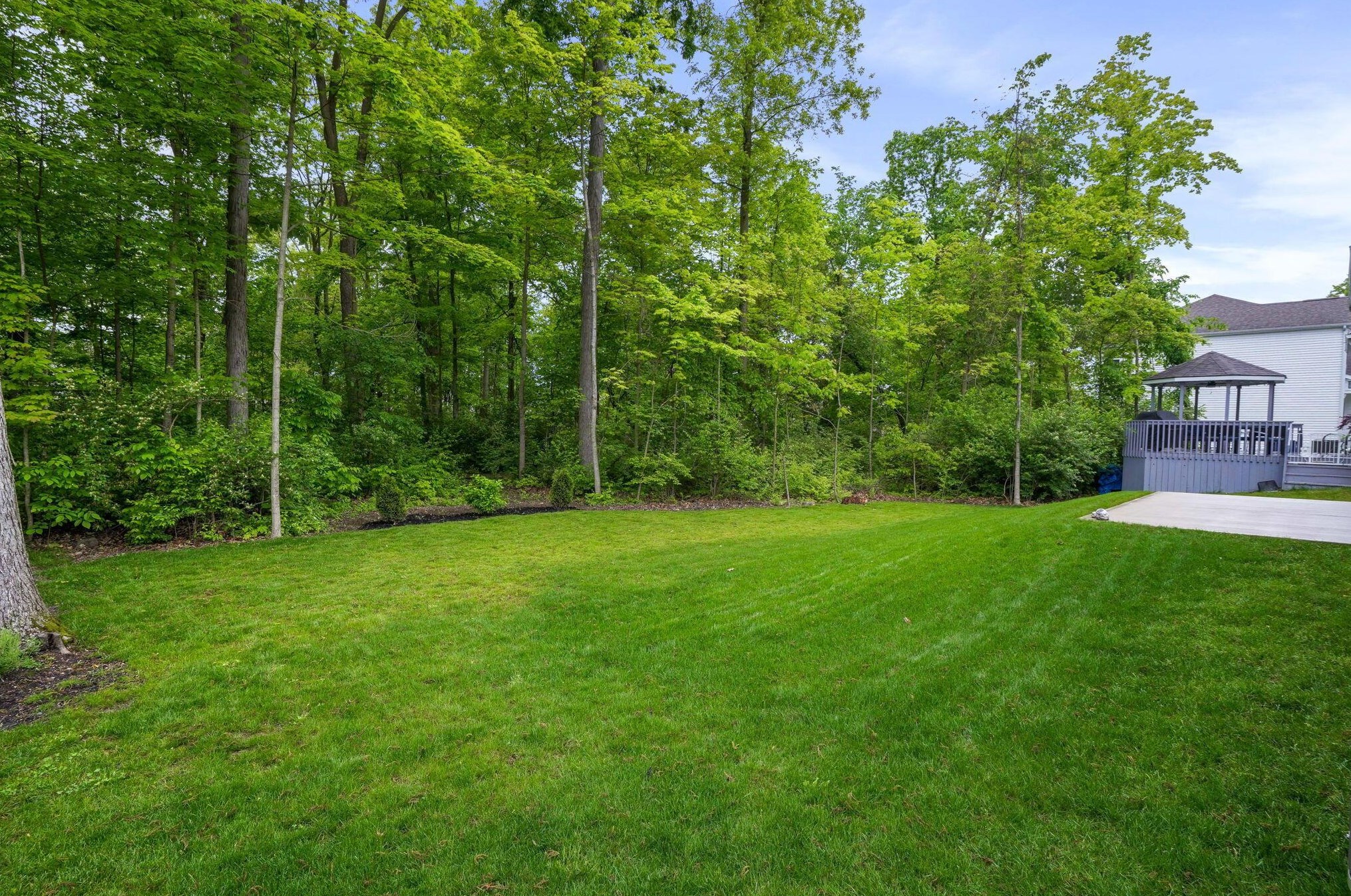 229 Jay Ct, Delaware OH  43015-3303 exterior