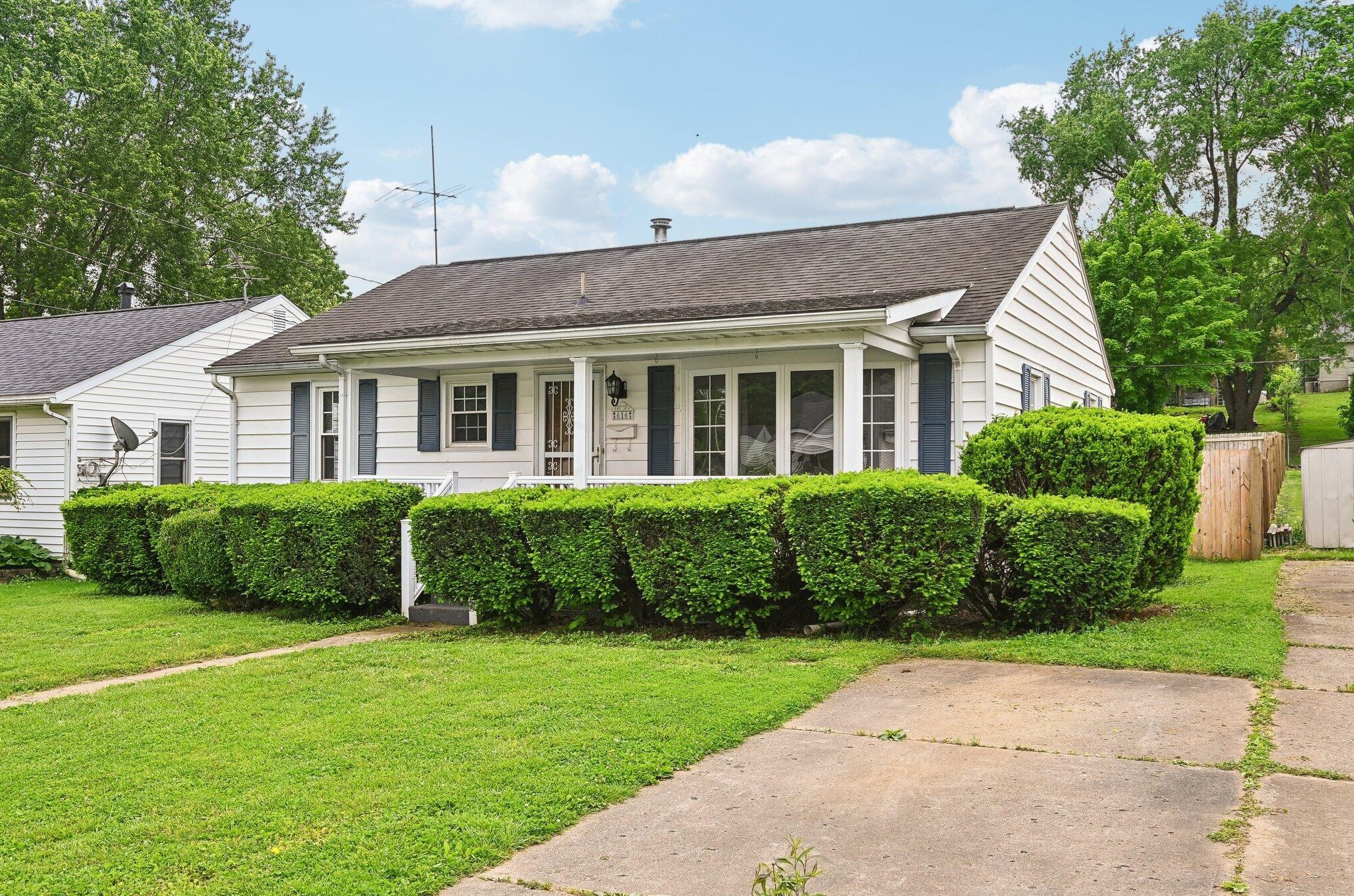 616 Reese Ave, Lancaster OH 43130-4545 exterior