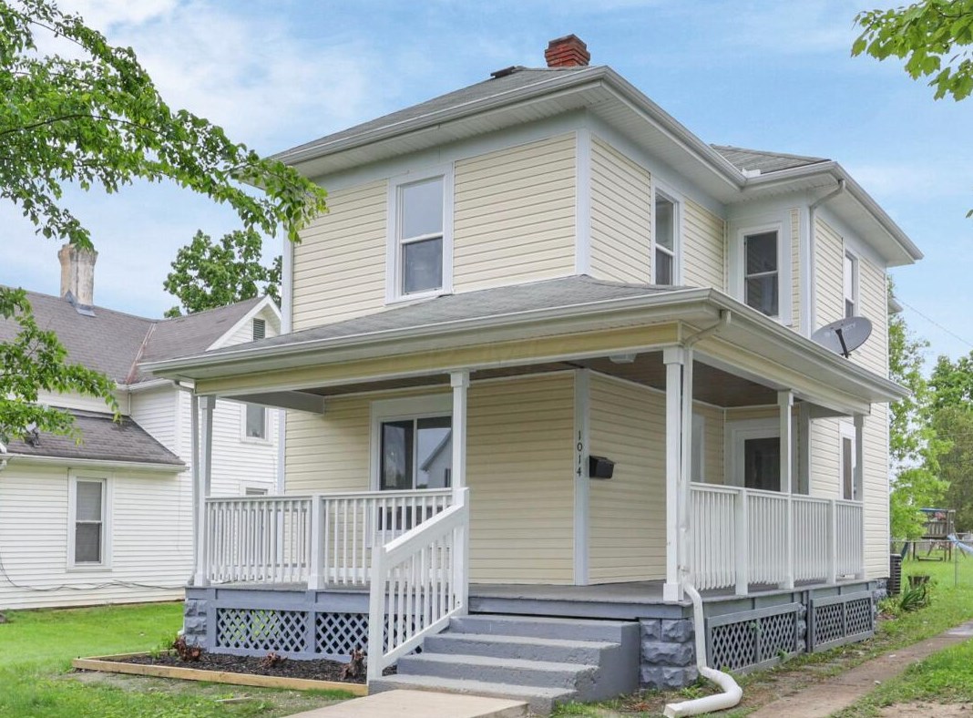 1014 Briar Ave, Washington Ch, OH 43160-1008