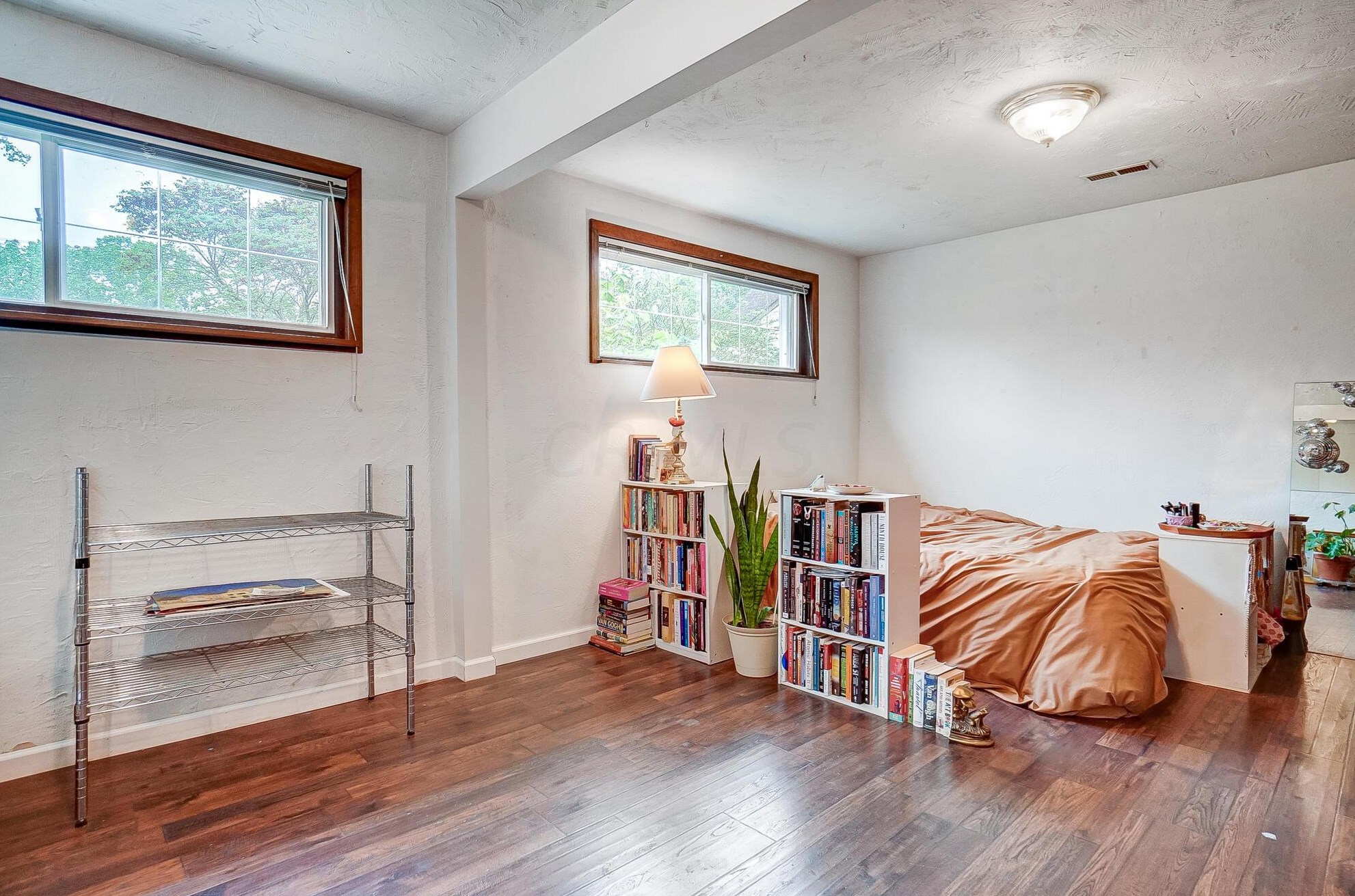 999 Hart Rd, Columbus OH  43223-3864 exterior