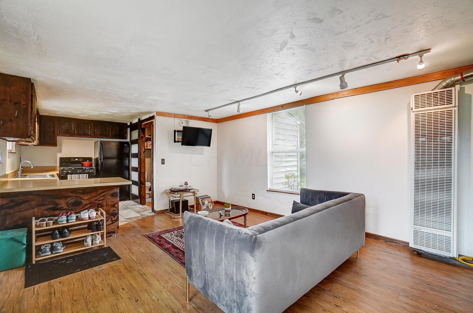 999 Hart Rd, Columbus OH  43223-3864 exterior