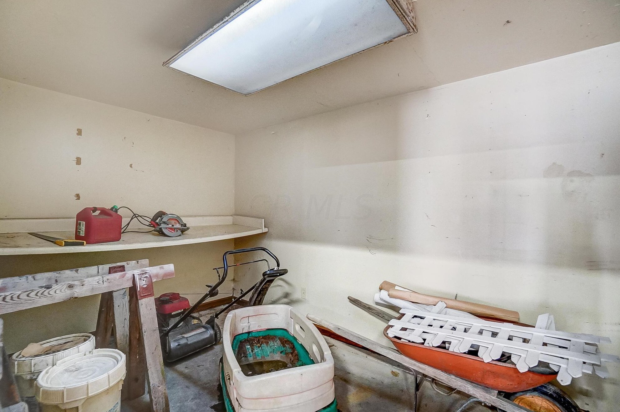 999 Hart Rd, Columbus OH  43223-3864 exterior