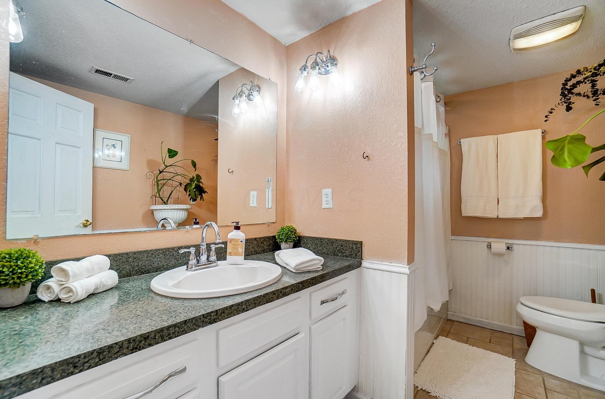 999 Hart Rd, Columbus OH  43223-3864 exterior