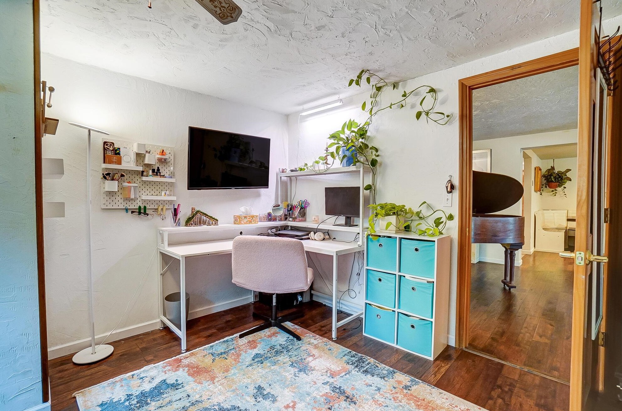 999 Hart Rd, Columbus OH  43223-3864 exterior