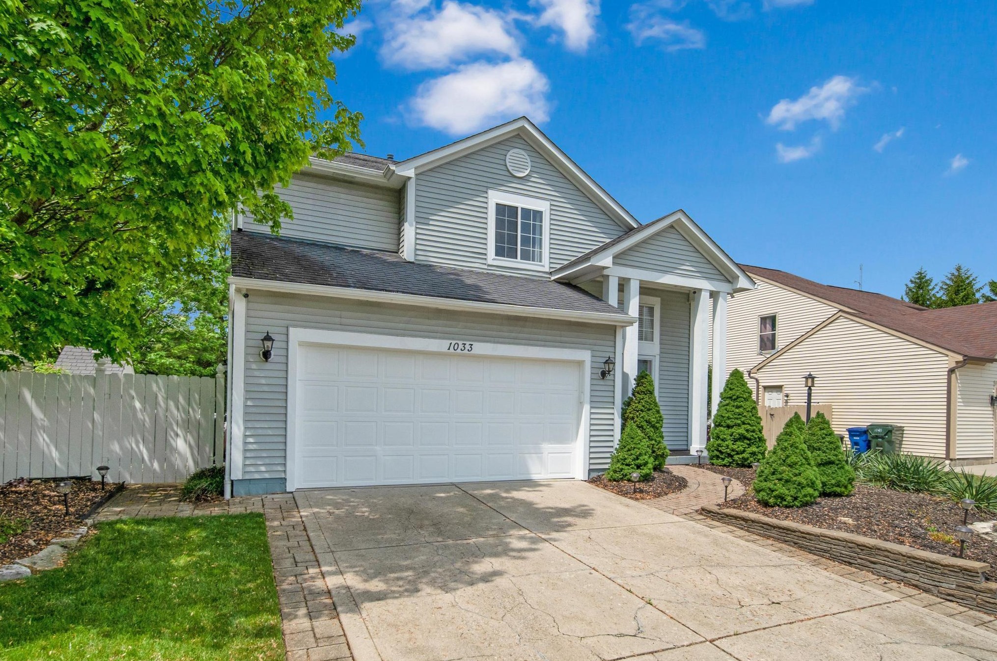 1033 Cape Charles Dr, Columbus, OH 43228-9339