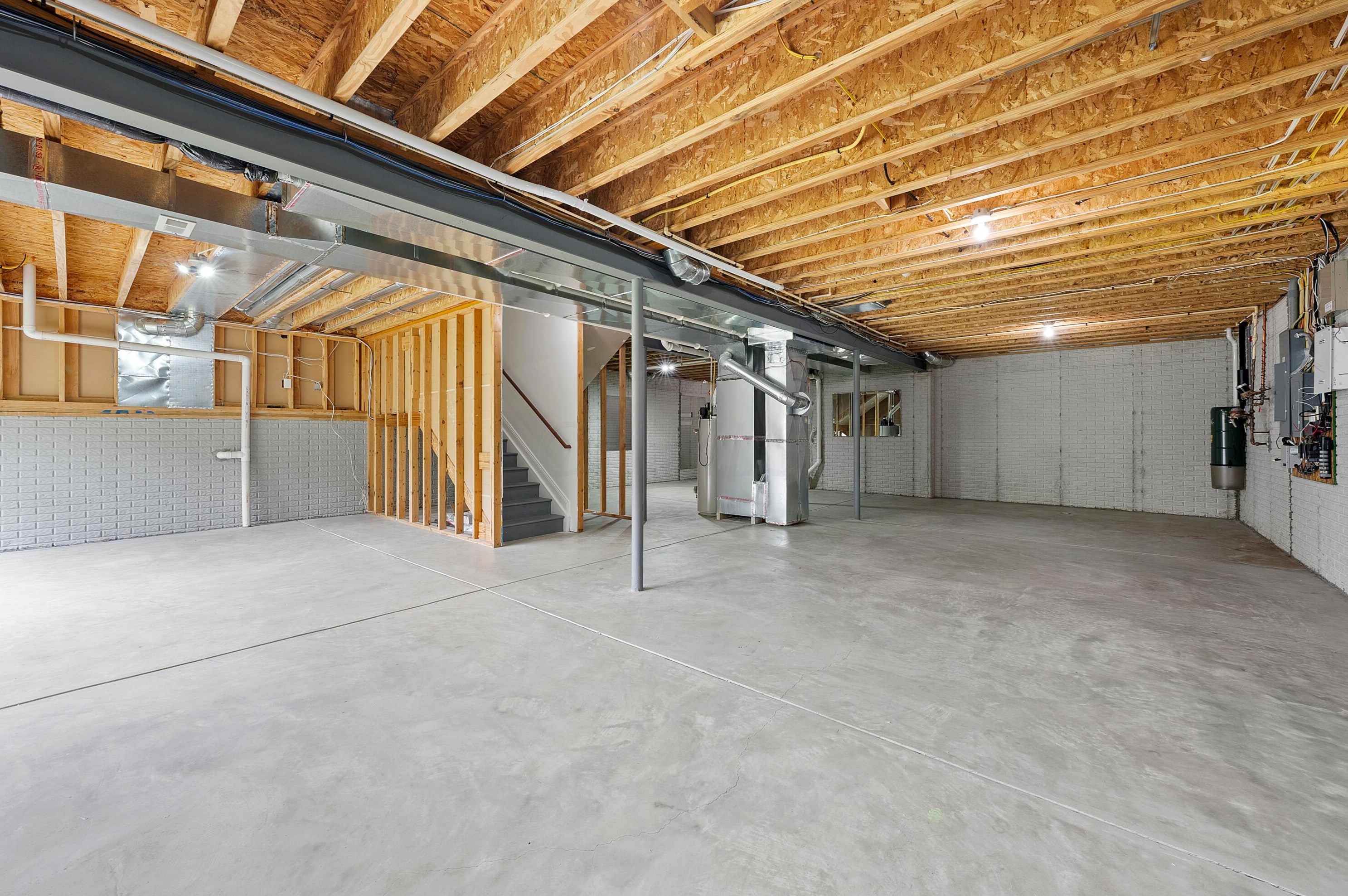 8127 Conine Dr, Dublin OH  exterior