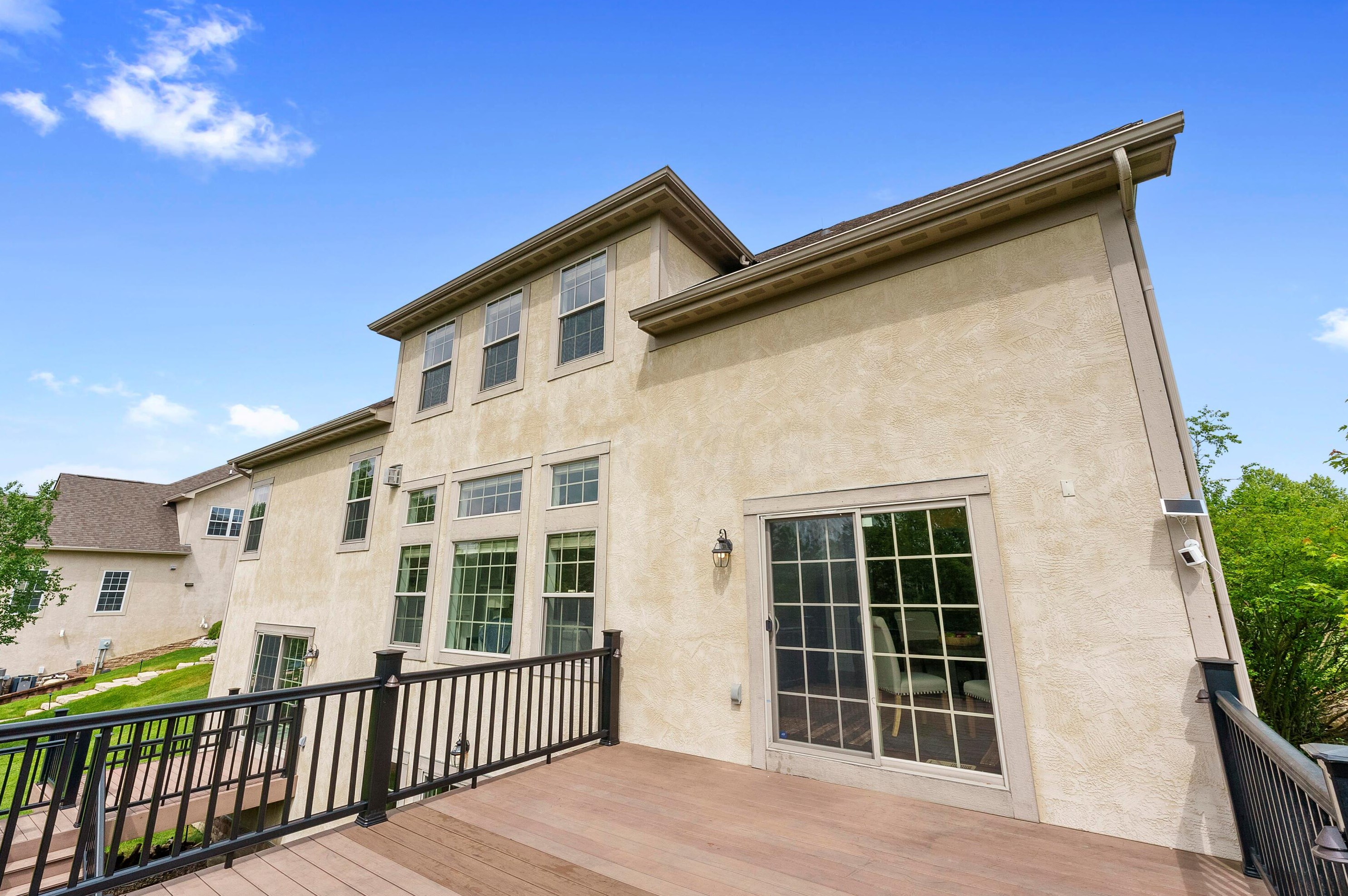 8127 Conine Dr, Dublin OH  exterior