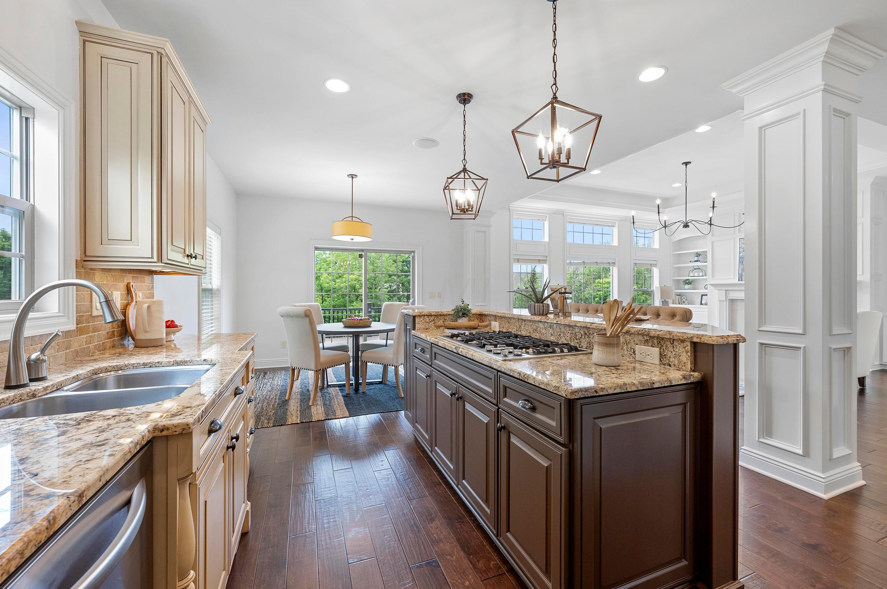 8127 Conine Dr, Dublin OH  exterior