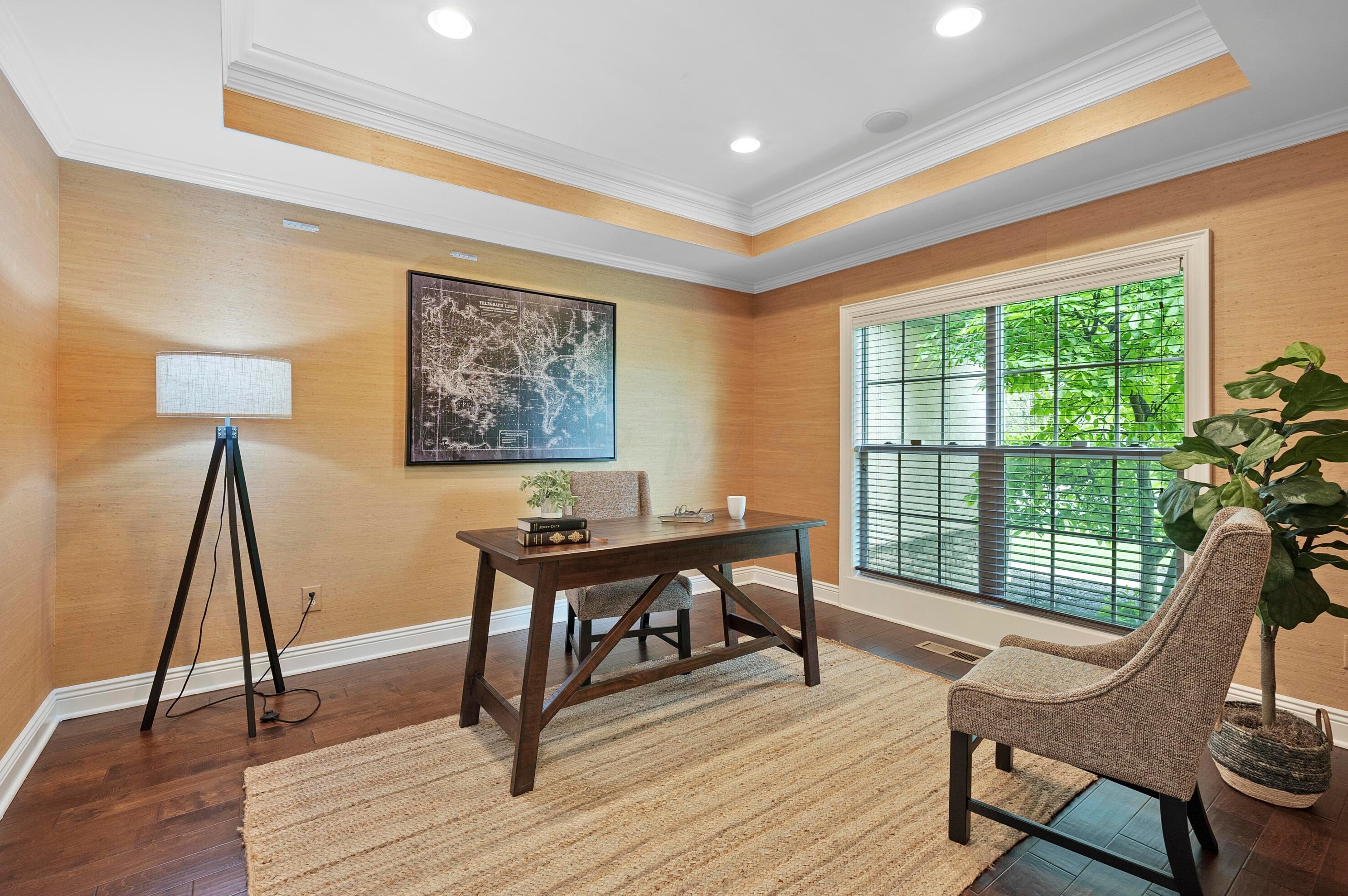 8127 Conine Dr, Dublin OH  exterior