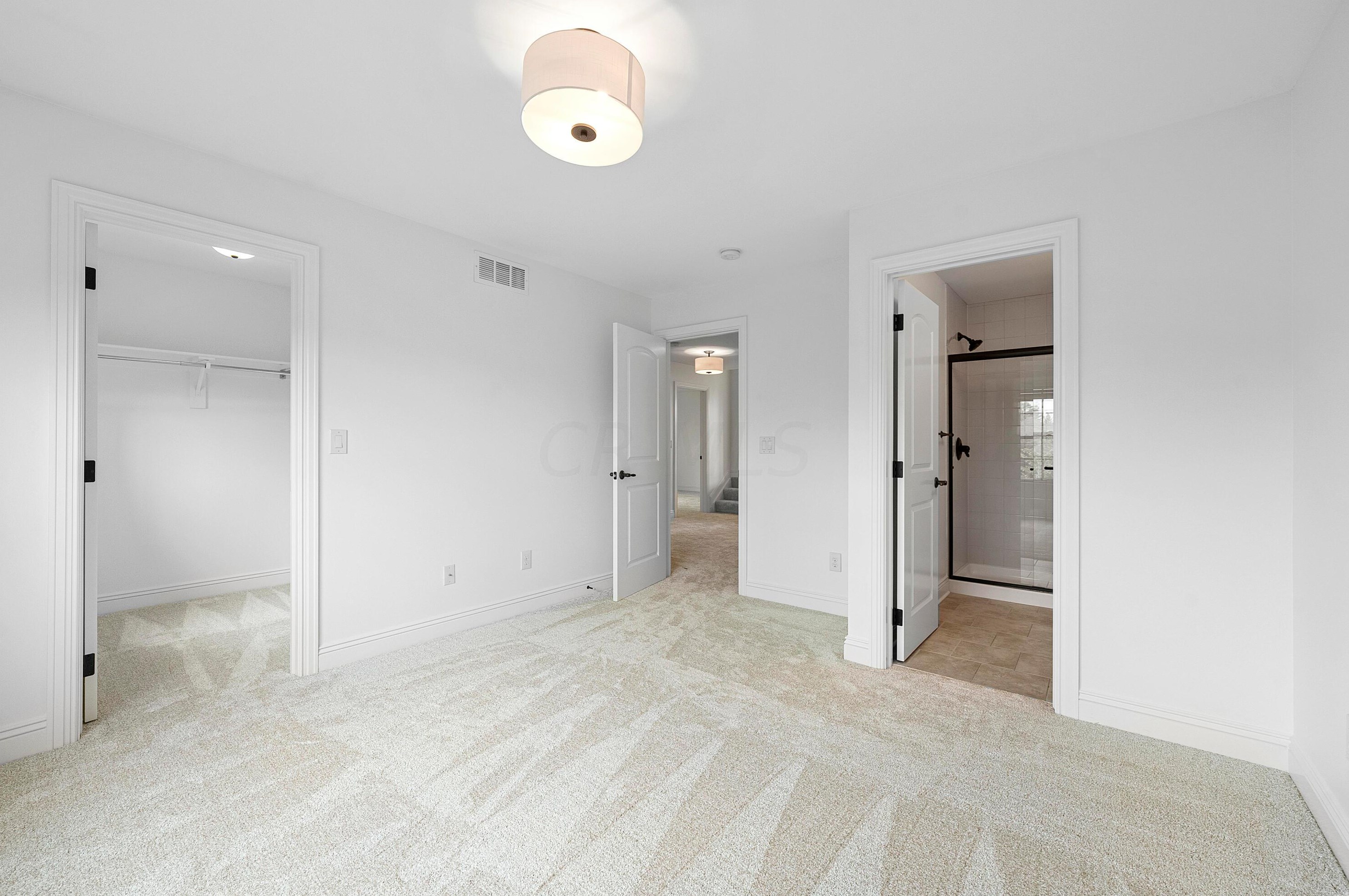 8127 Conine Dr, Dublin OH  exterior