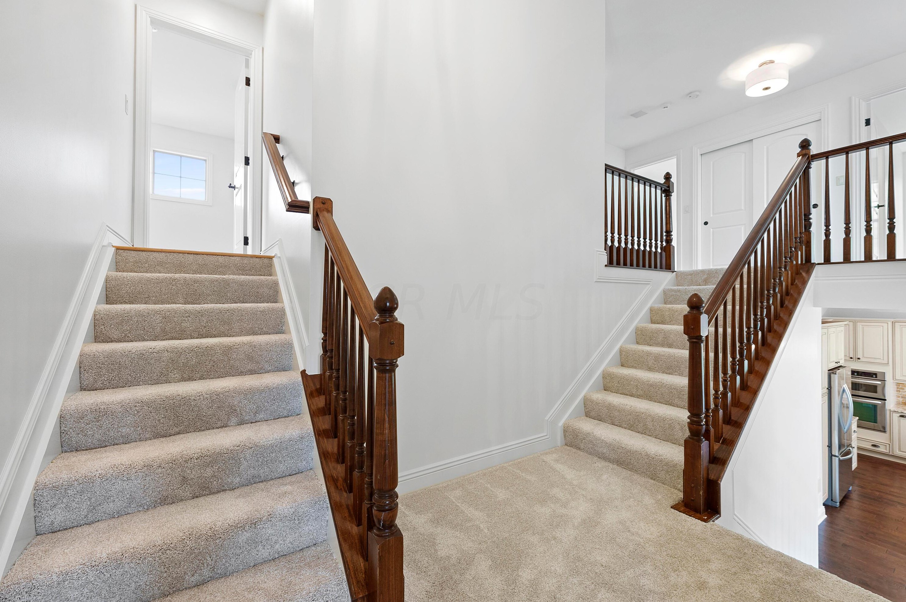 8127 Conine Dr, Dublin OH  exterior