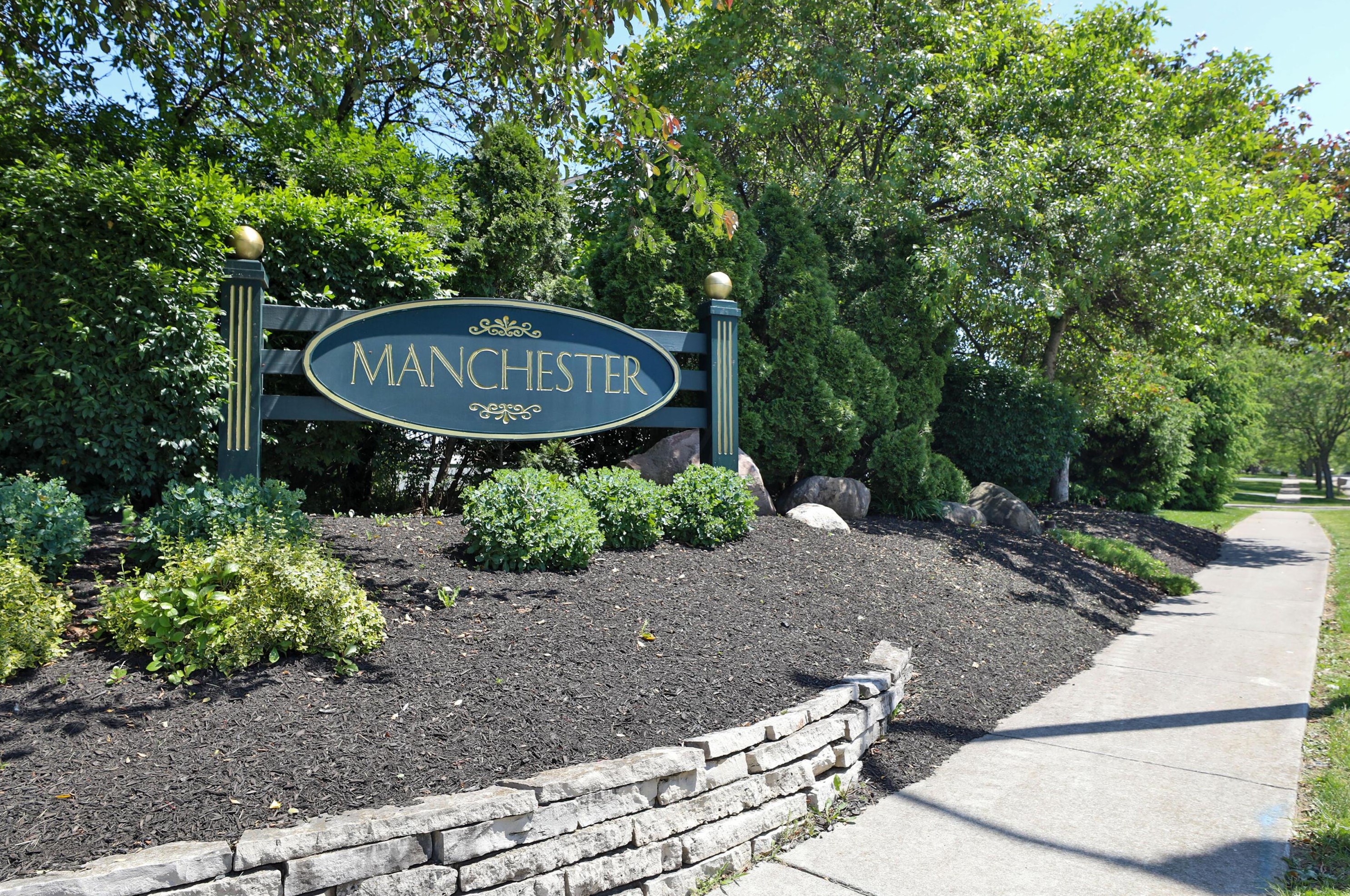 741 Manchester Dr, Pickerington, OH 43147-2038