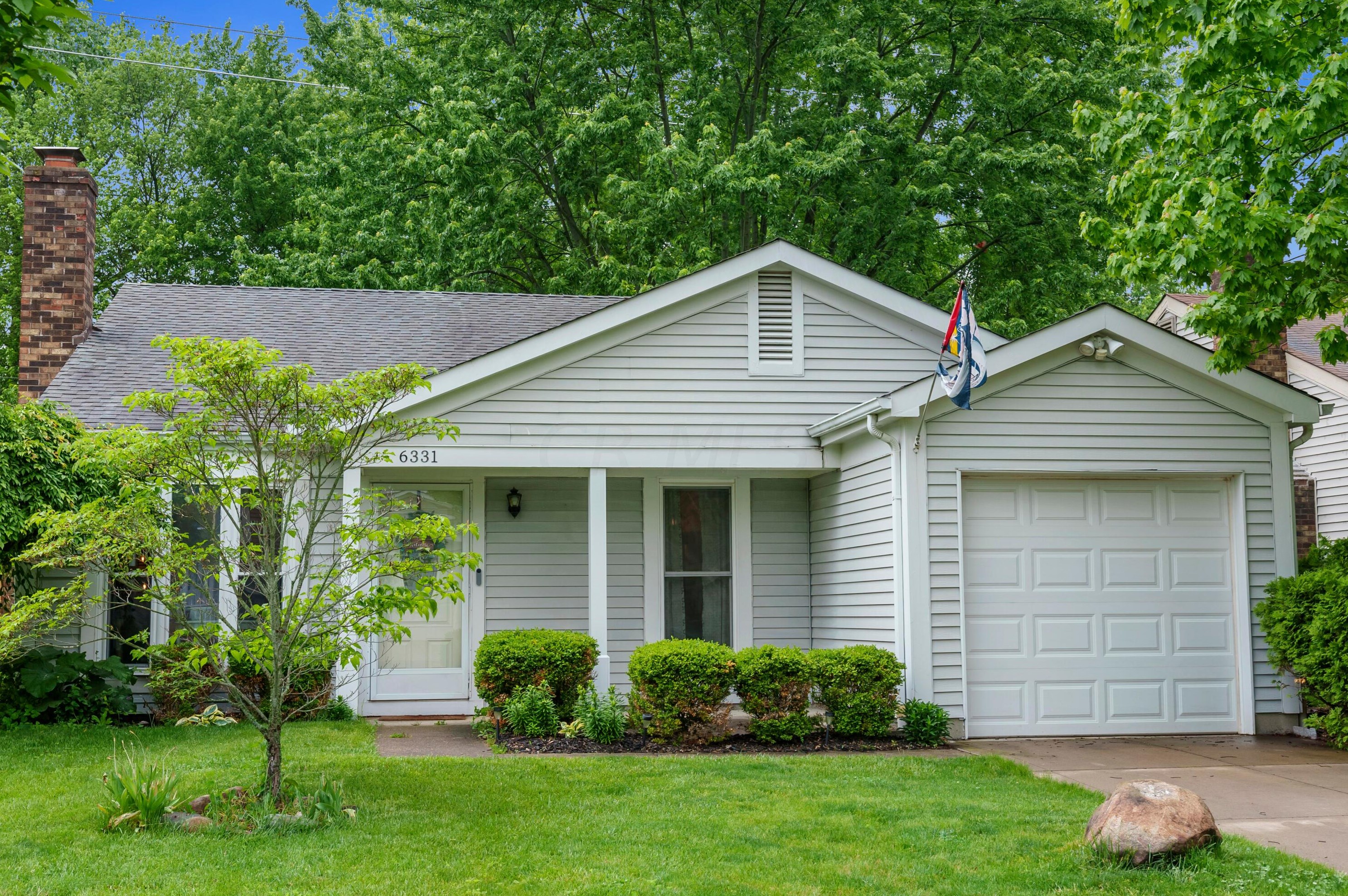 6331 Emberwood Rd, Dublin, OH 43017-1905