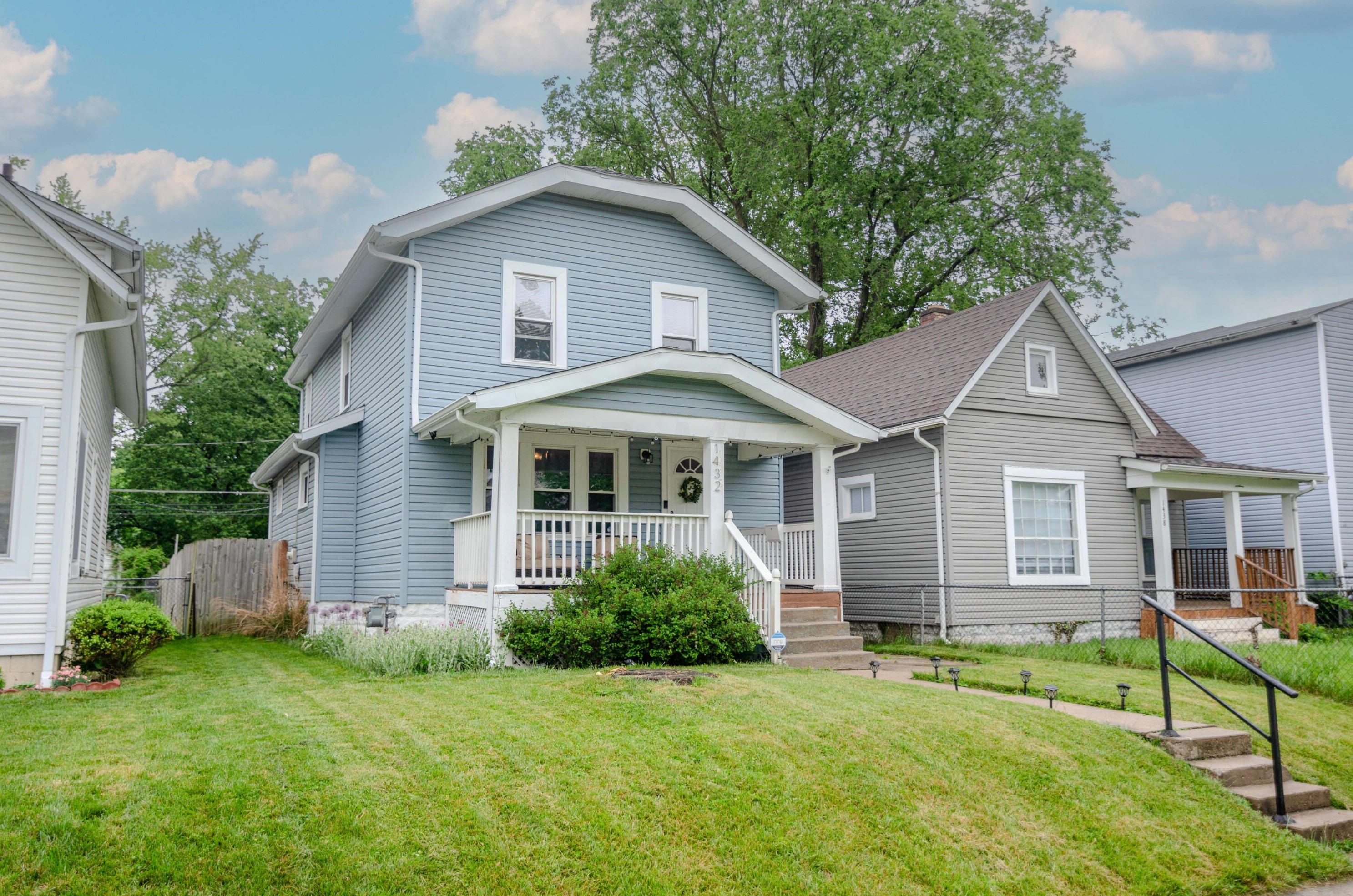 1432 Minnesota Ave, Columbus OH  43211-1441 exterior