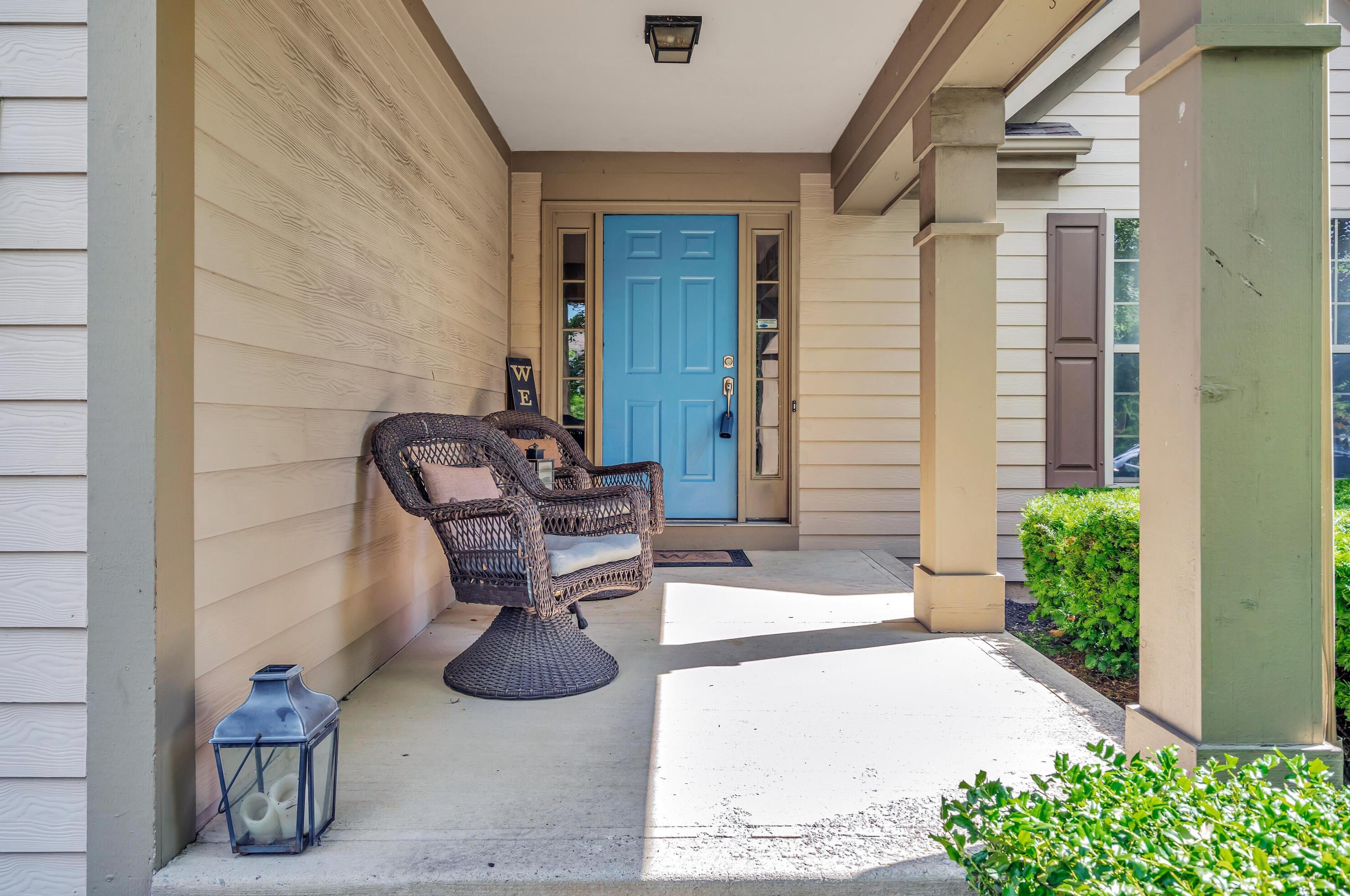 4686 Hoffman Farms Dr, Hilliard OH  43026-7324 exterior