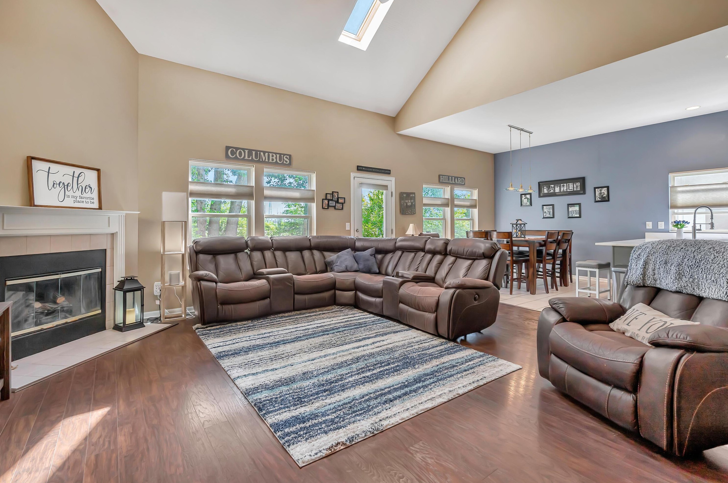 4686 Hoffman Farms Dr, Hilliard OH  43026-7324 exterior