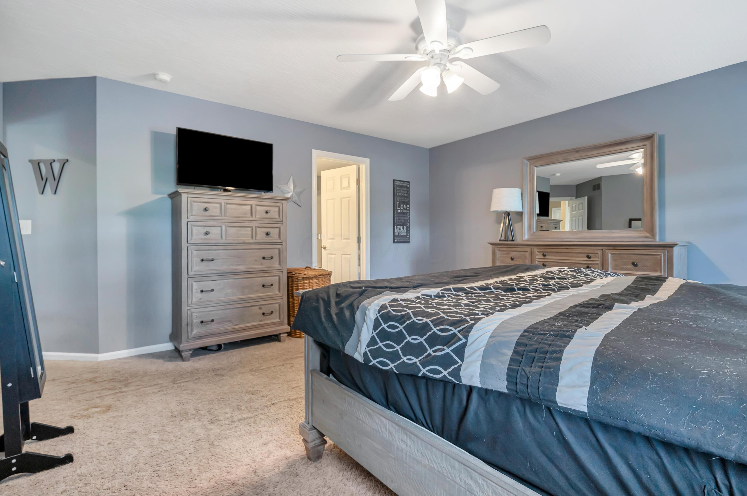 4686 Hoffman Farms Dr, Hilliard OH  43026-7324 exterior