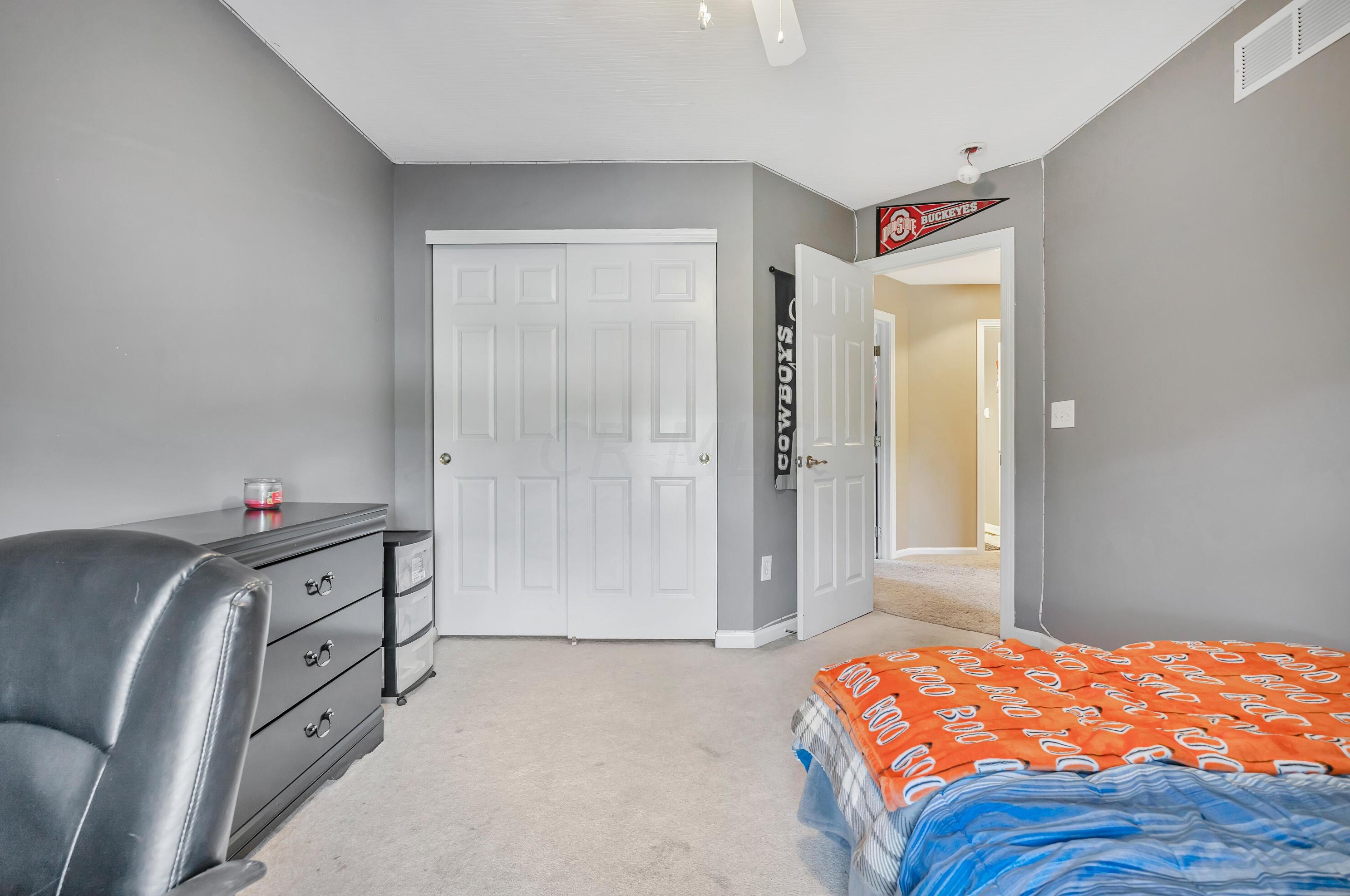 4686 Hoffman Farms Dr, Hilliard OH  43026-7324 exterior