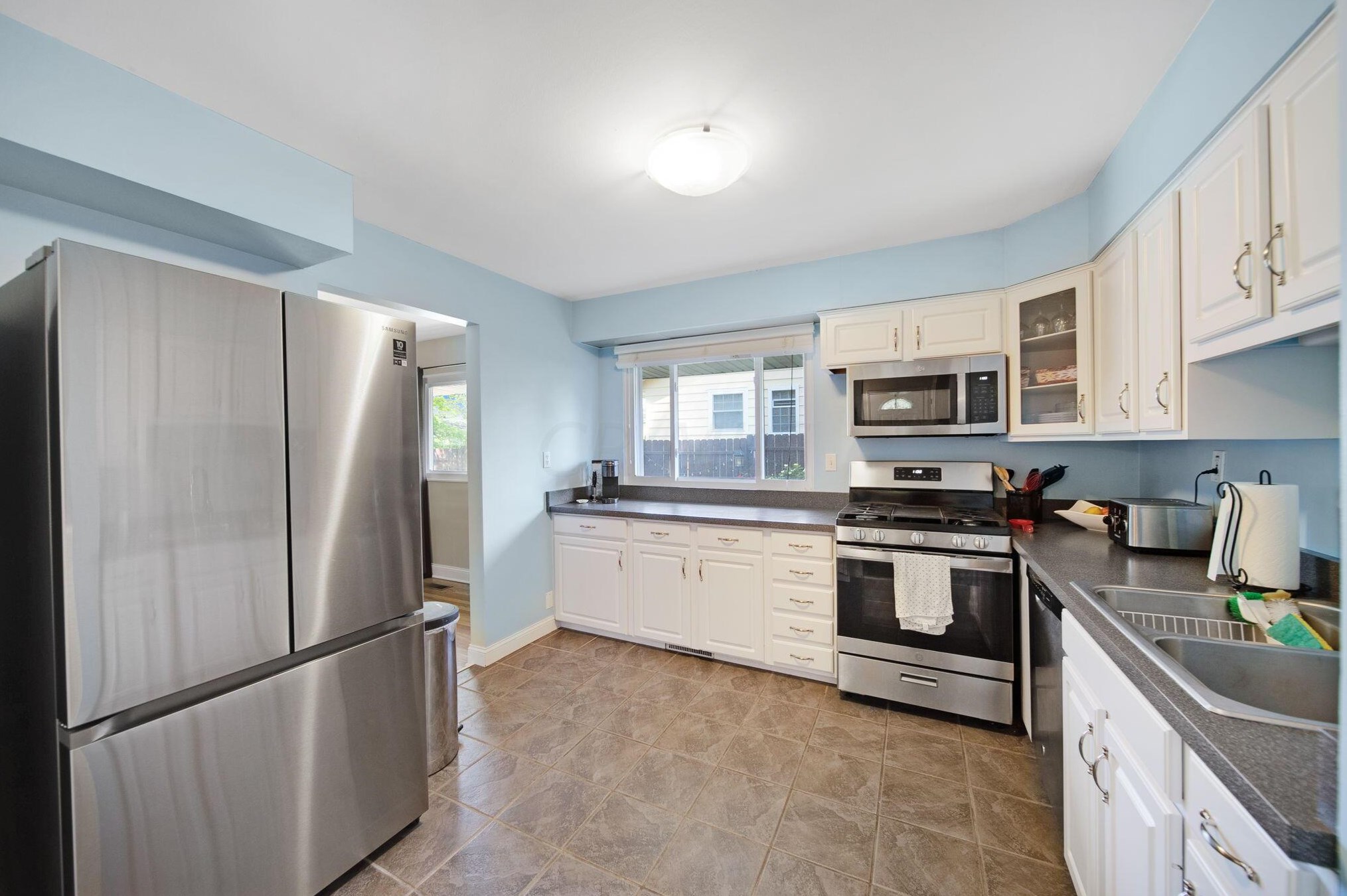 216 Mohawk Ave, Westerville OH  43081-2641 exterior