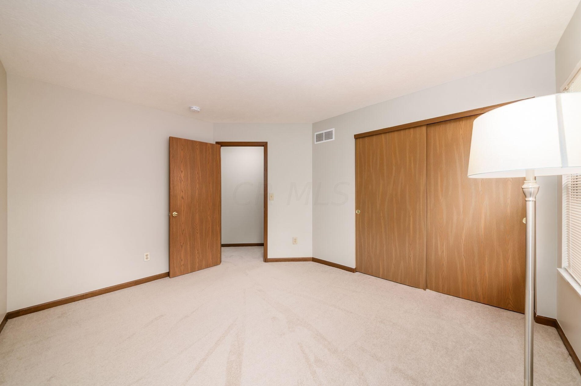 6156 Radekin Rd, Columbus OH 43232-2948 exterior