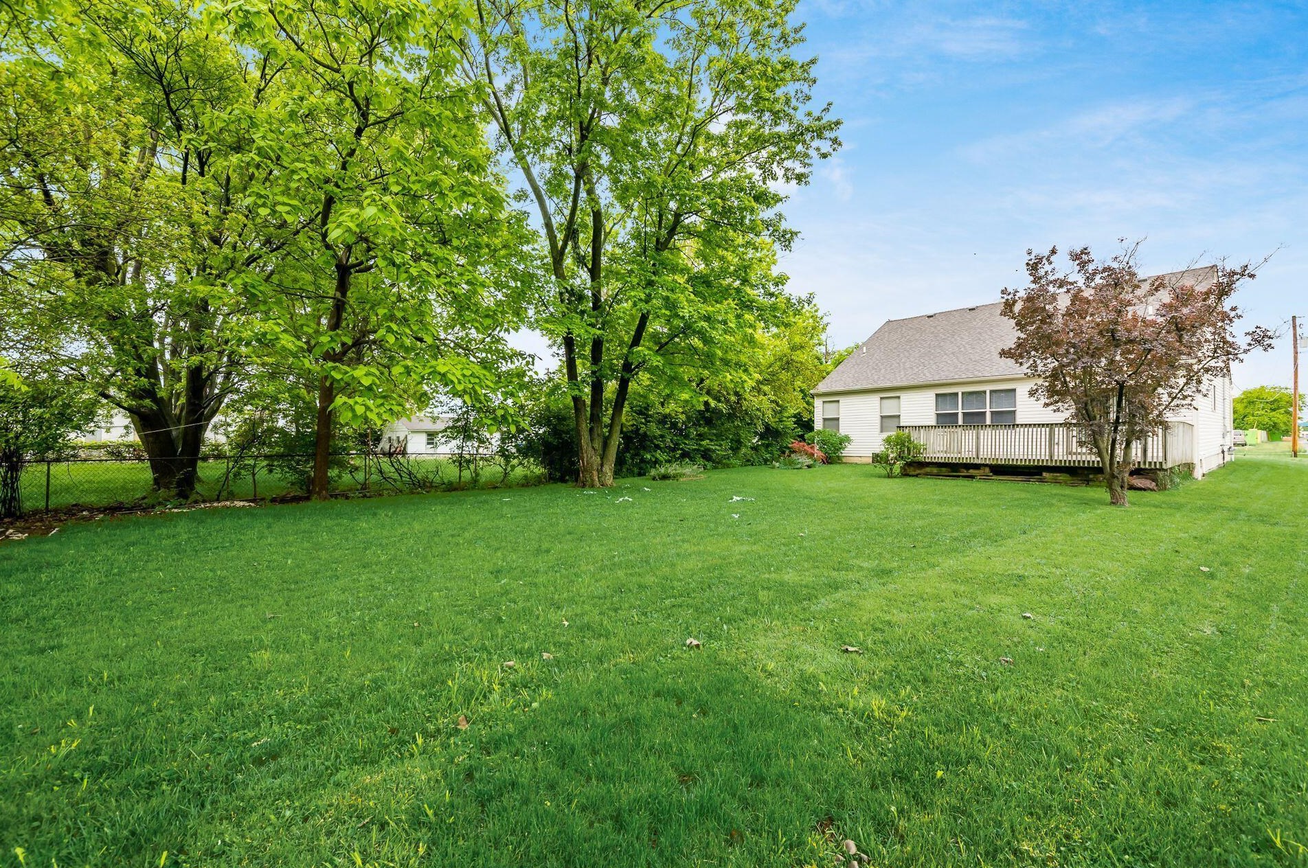 6156 Radekin Rd, Columbus OH 43232-2948 exterior