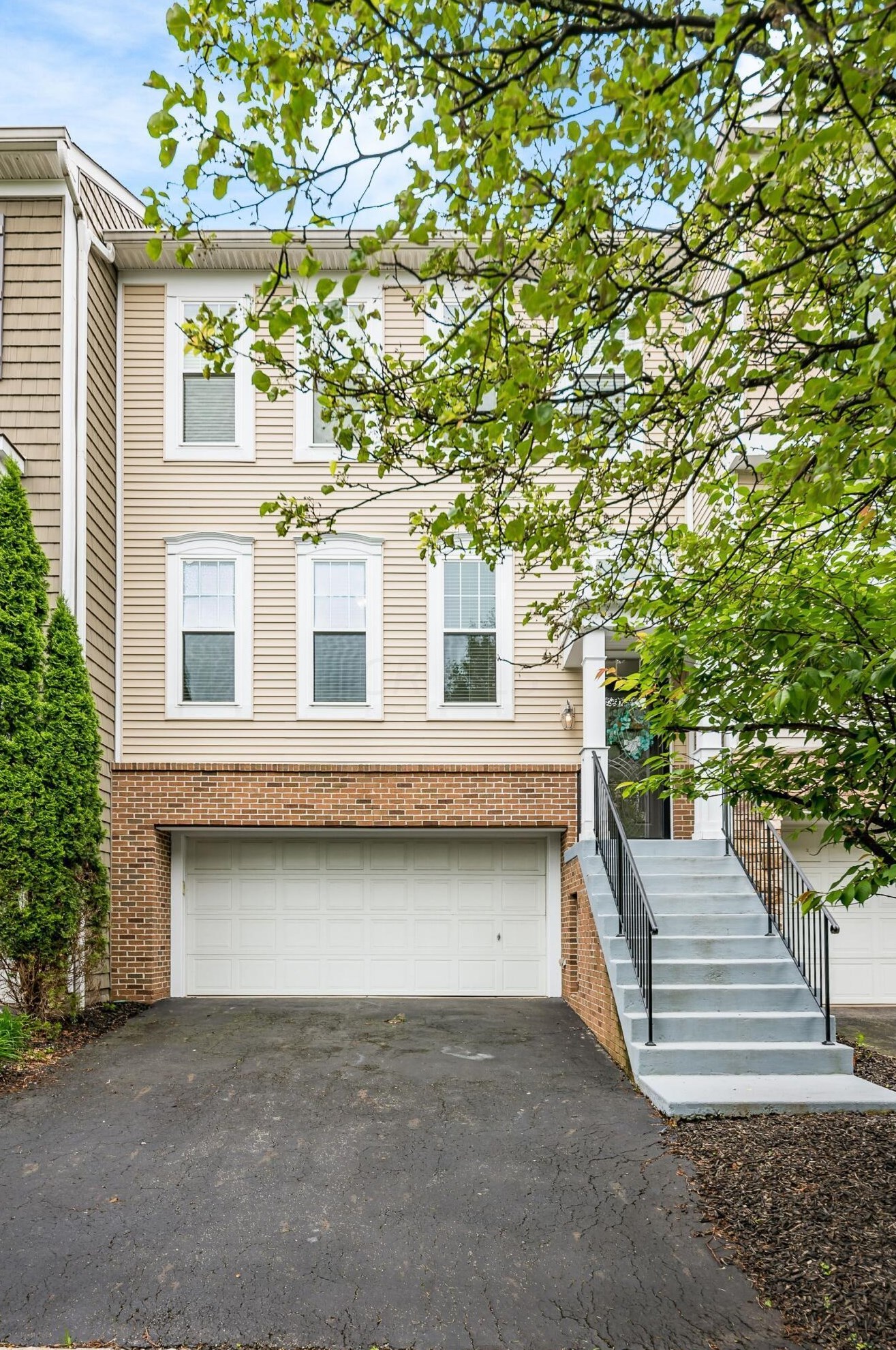 4133 Claver Dr, Columbus, OH 43219