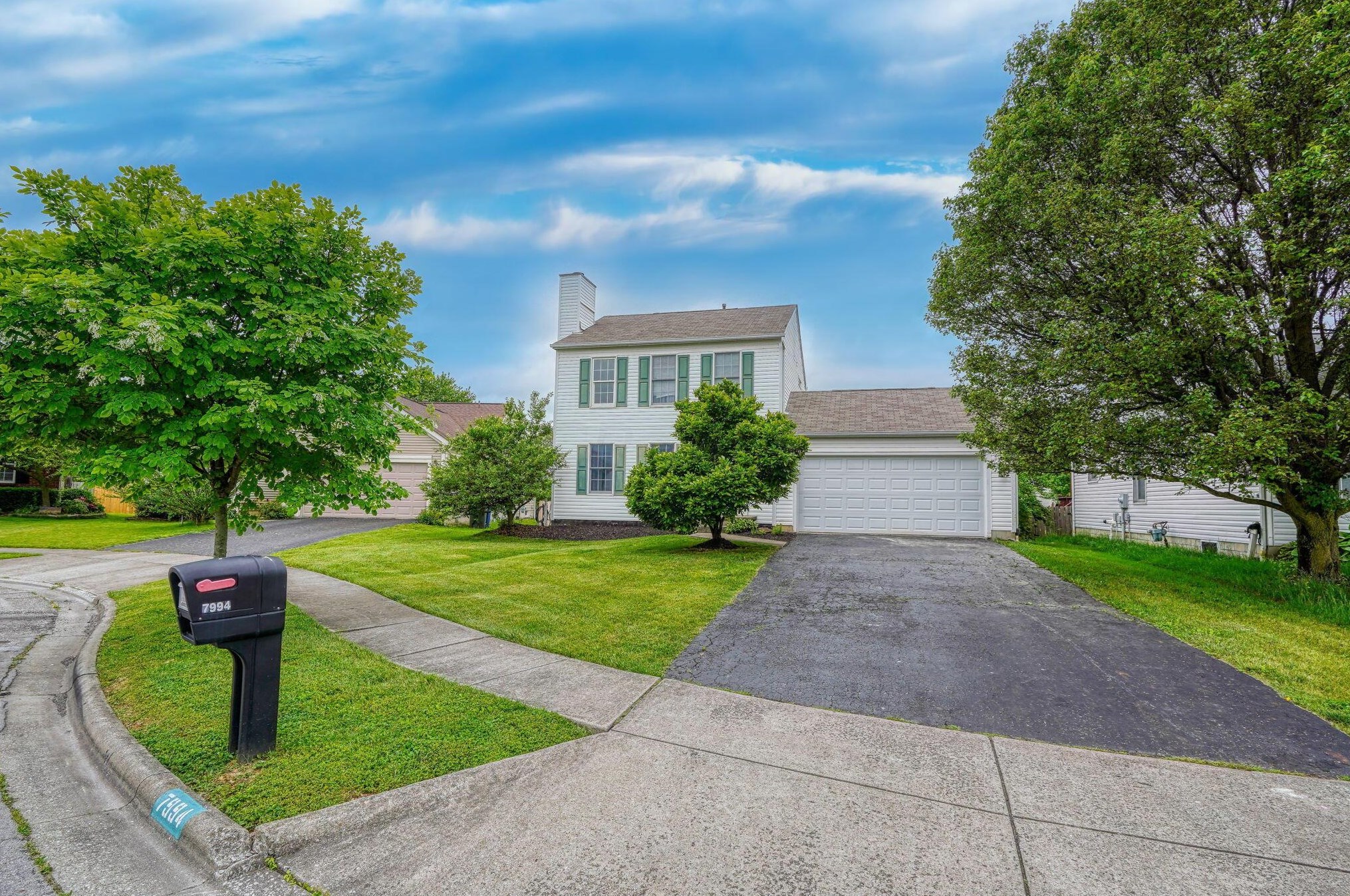 7994 Eurogrey Ct, Blacklick, OH 43004-8102