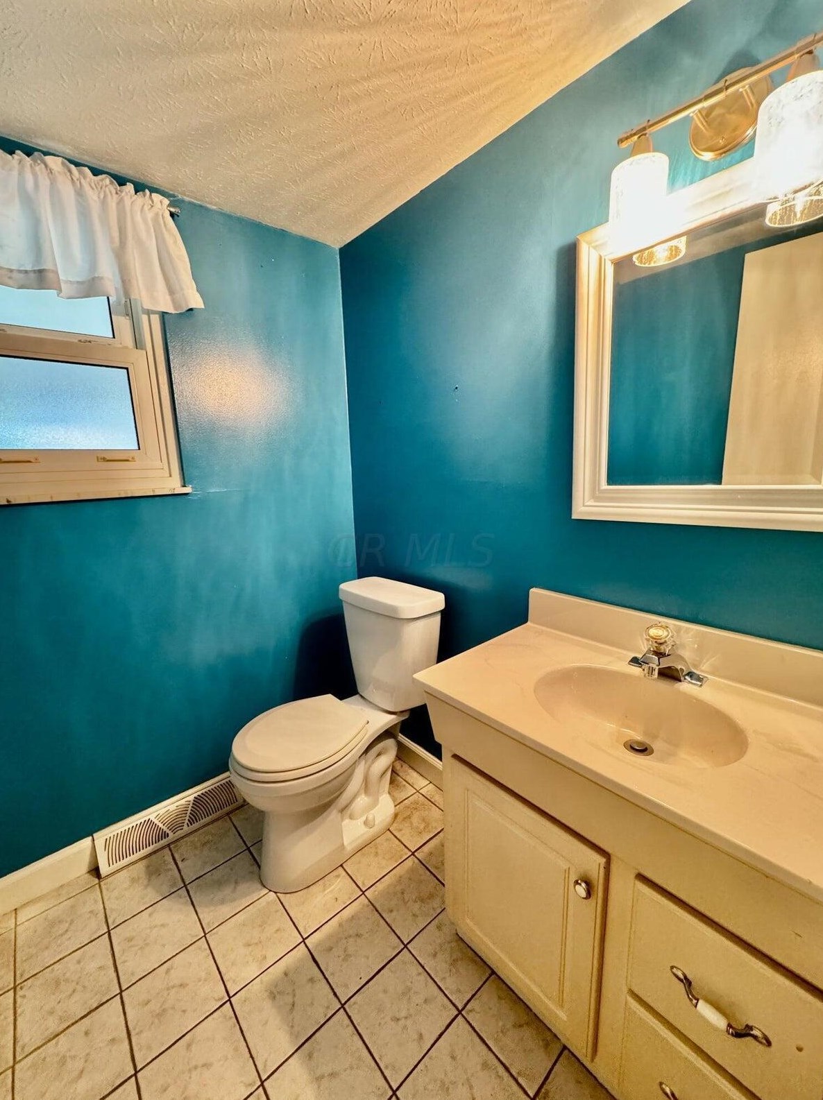 1725 Ivyhill Loop, Columbus OH 43229-5223 exterior