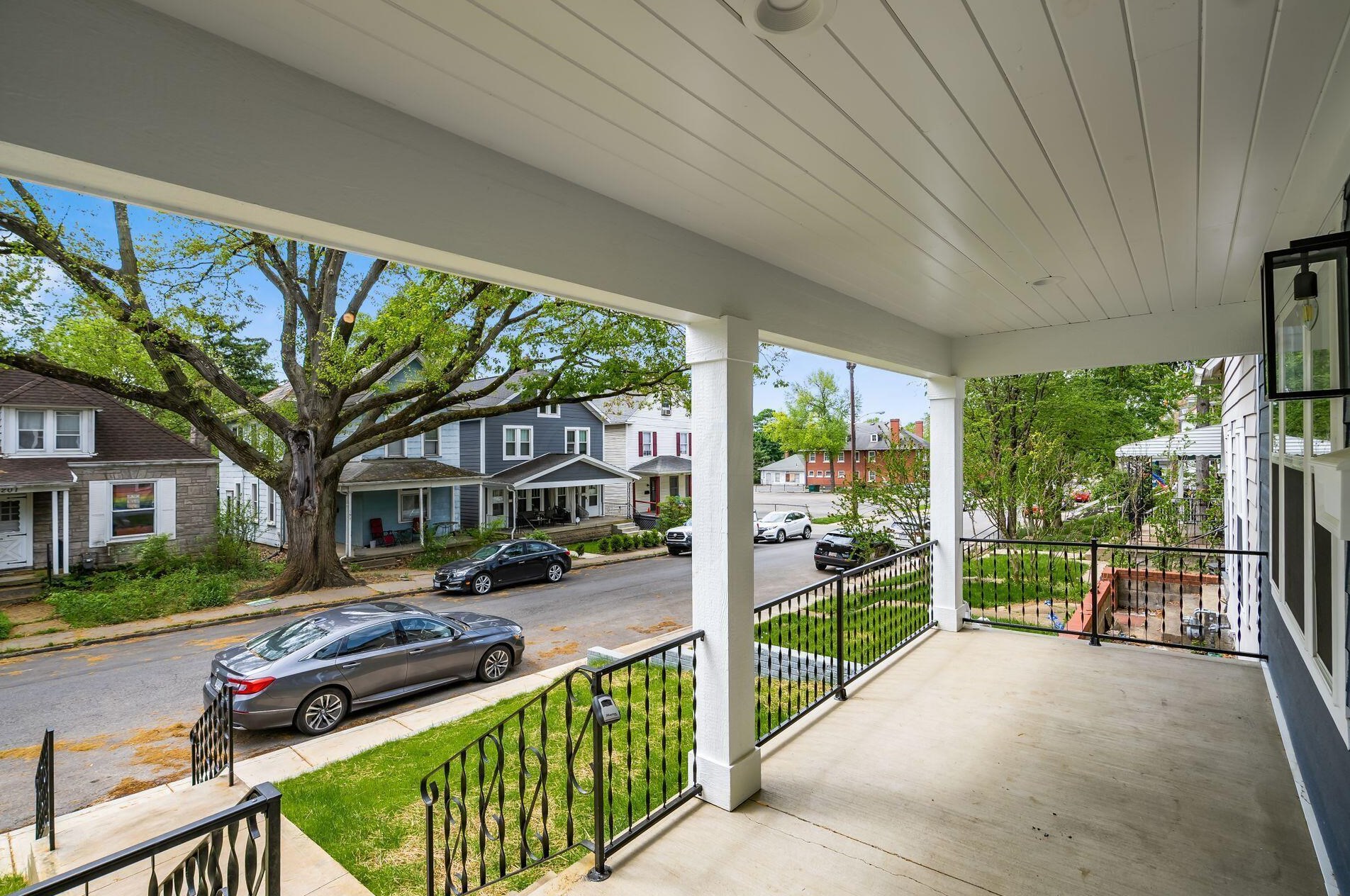 204 Patterson Ave, Columbus, OH 43202-3029
