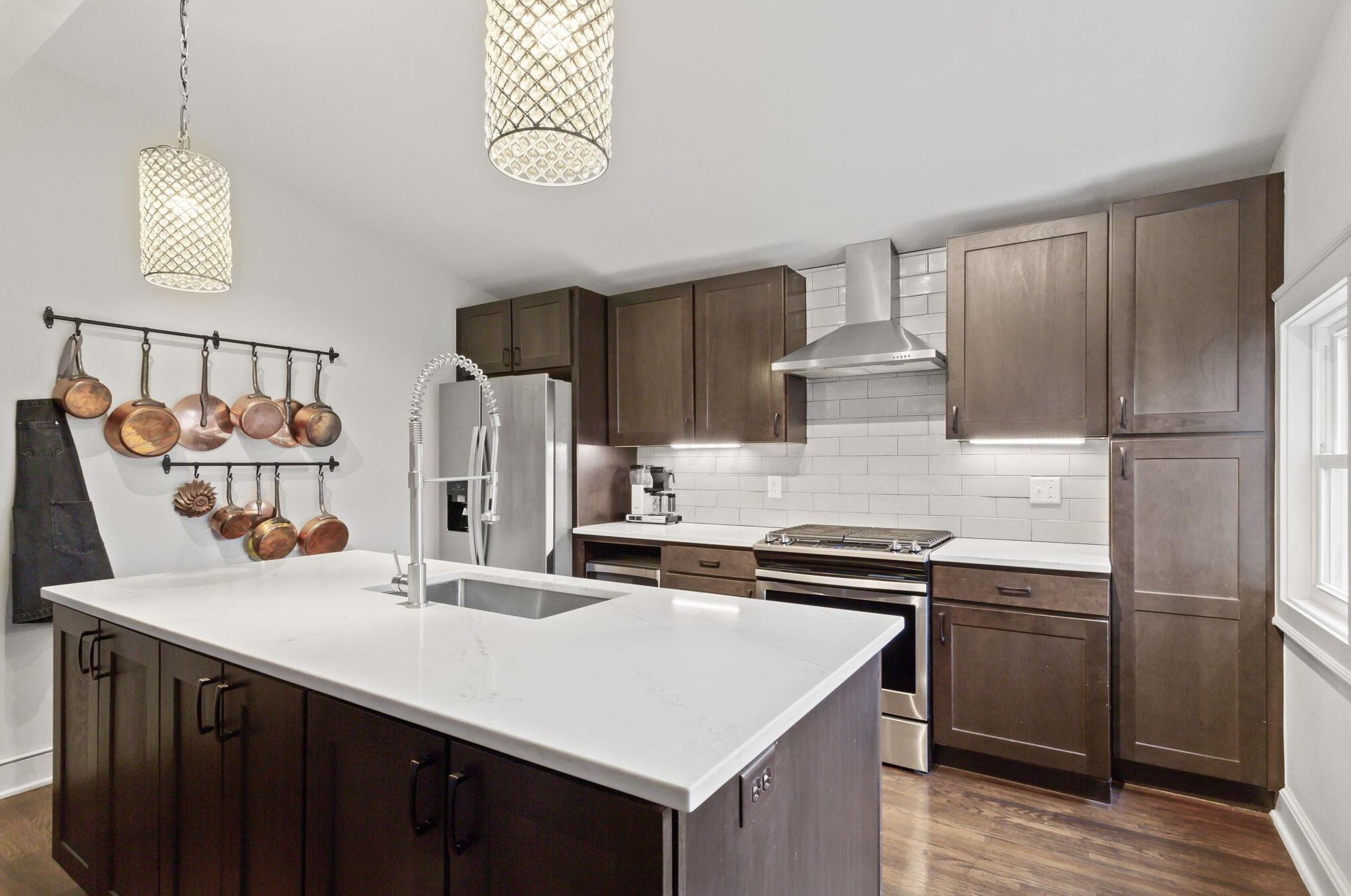 1337 Hunter Ave, Columbus OH 43201-2773 exterior