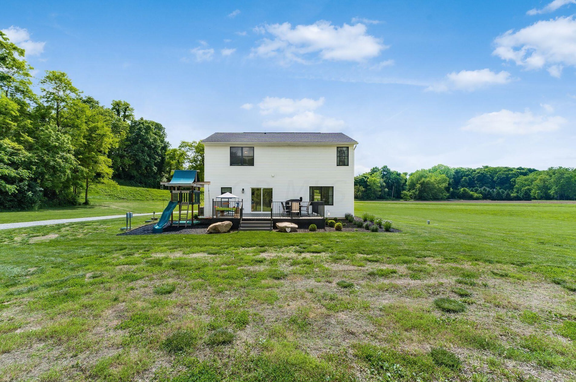 4644 Wilson Rd, Lancaster OH 43130-9557 exterior