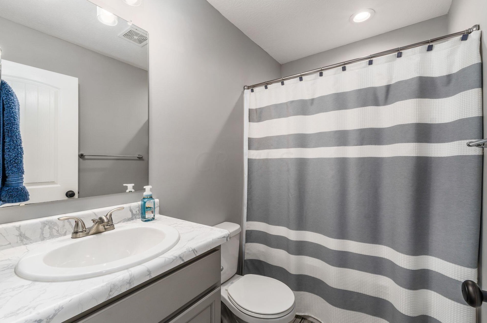 4644 Wilson Rd, Lancaster OH 43130-9557 exterior