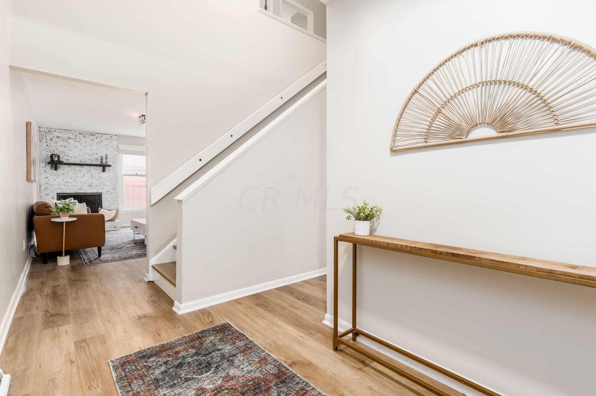 1535 Sandringham Ct, Columbus OH  43220-3834 exterior