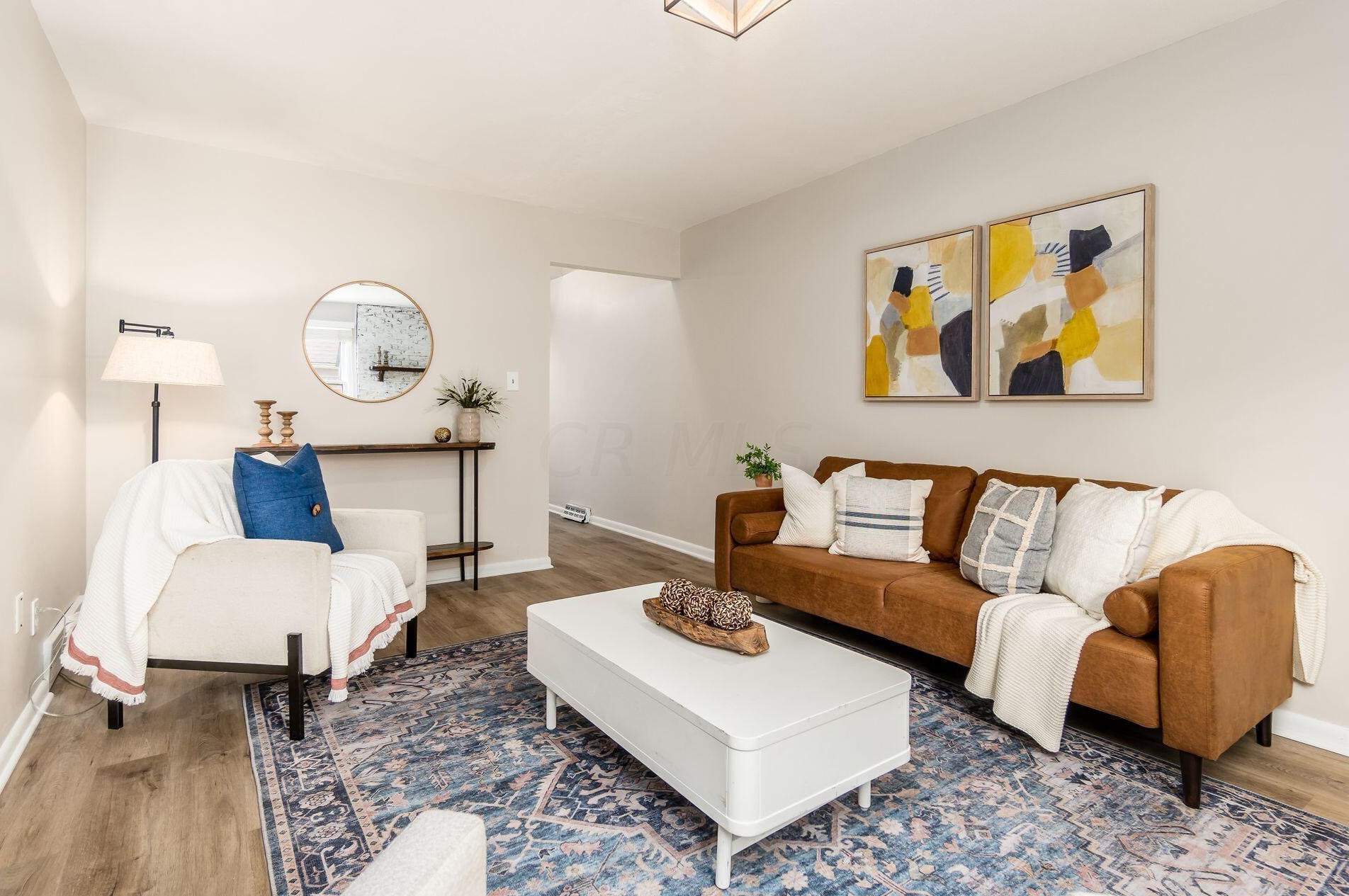 1535 Sandringham Ct, Columbus OH  43220-3834 exterior