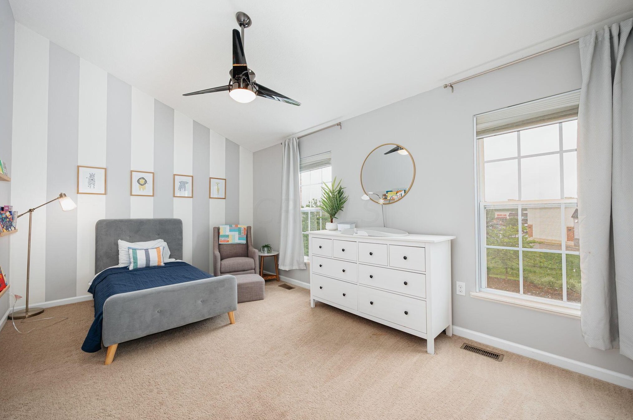 5336 Rustic Falls Dr, Dublin OH  43016-6349 exterior