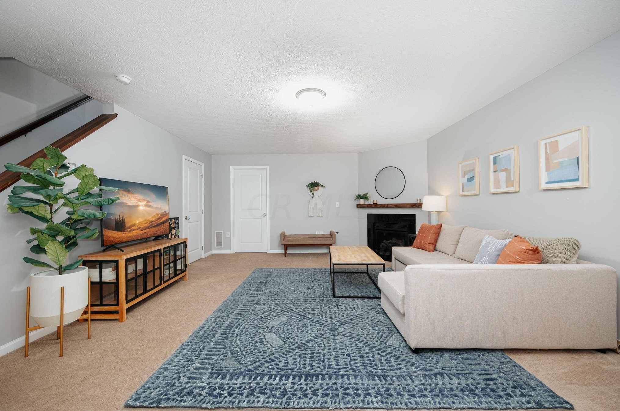 5336 Rustic Falls Dr, Dublin OH  43016-6349 exterior