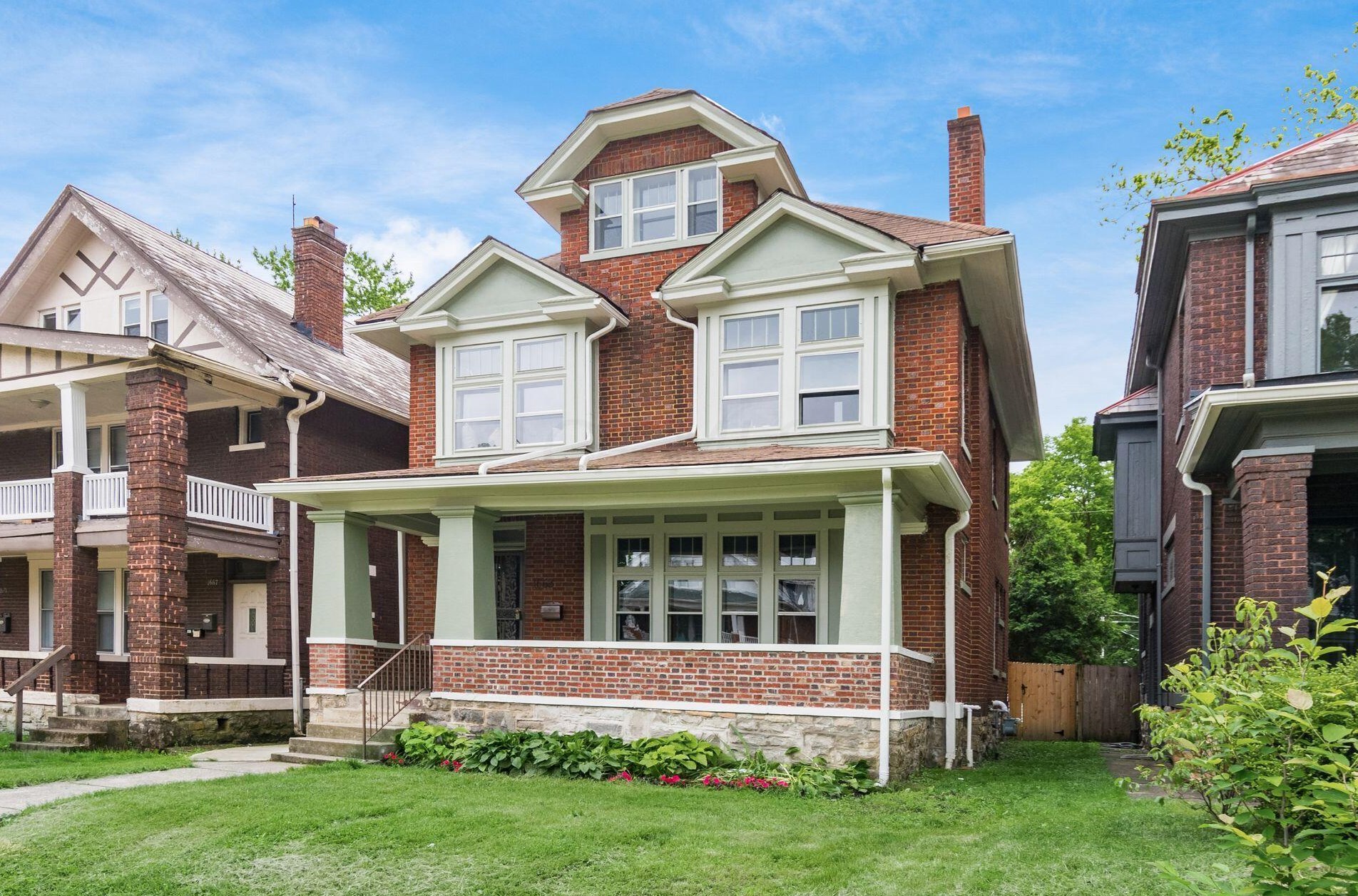 1663 Bryden Rd, Columbus OH  43205-2121 exterior