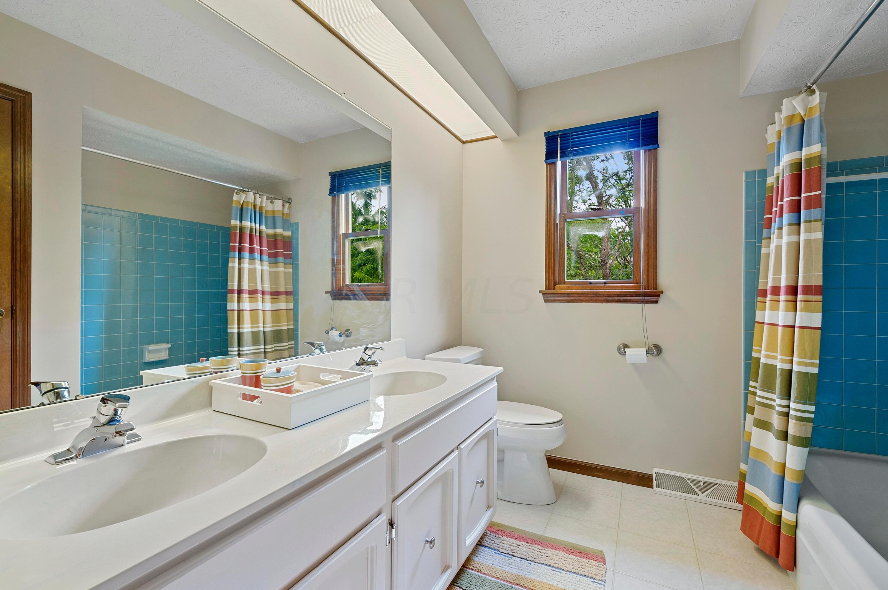 1810 Scott Glen Ct, Columbus OH exterior