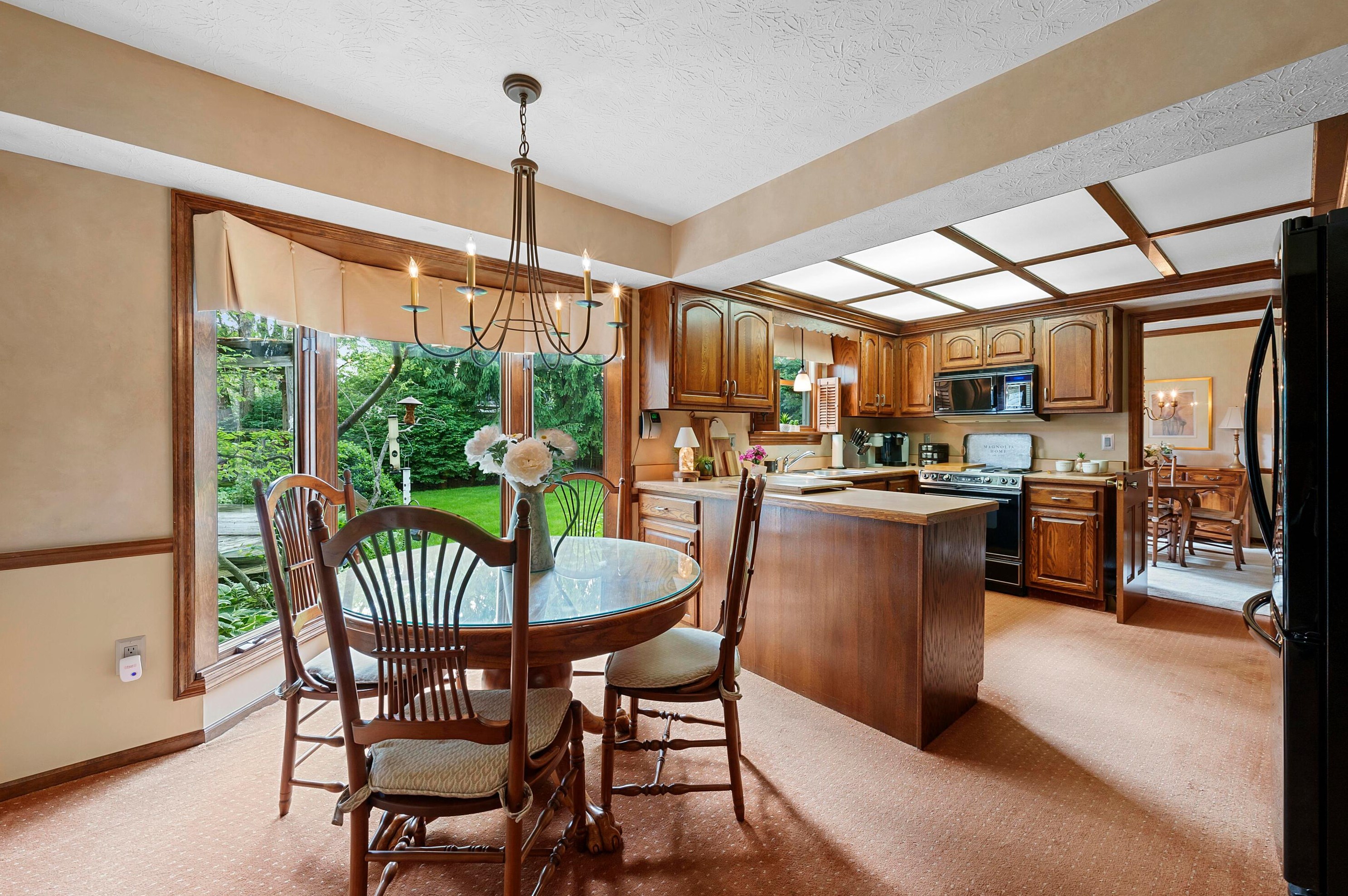 1810 Scott Glen Ct, Columbus OH exterior