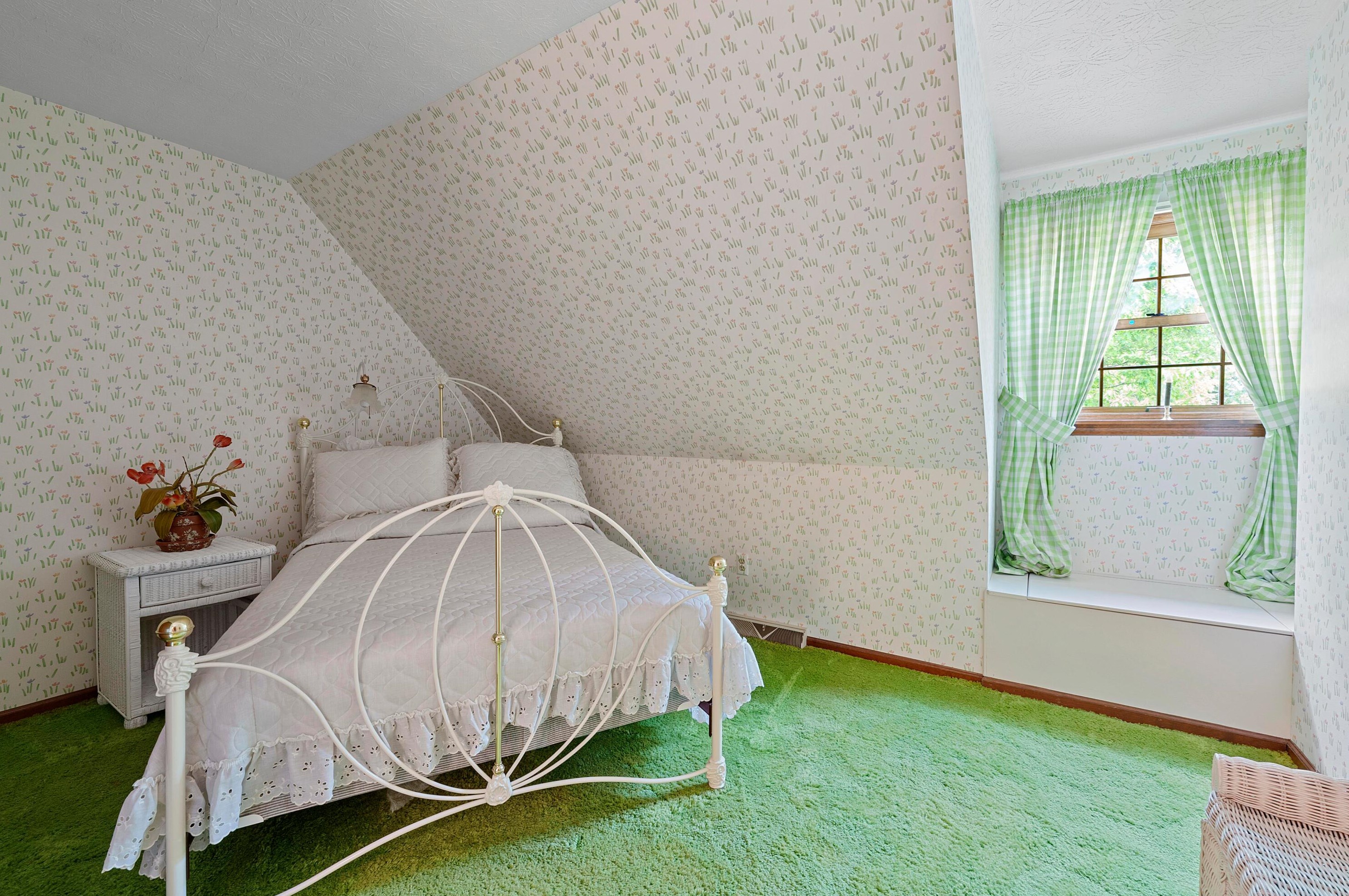 1810 Scott Glen Ct, Columbus OH exterior