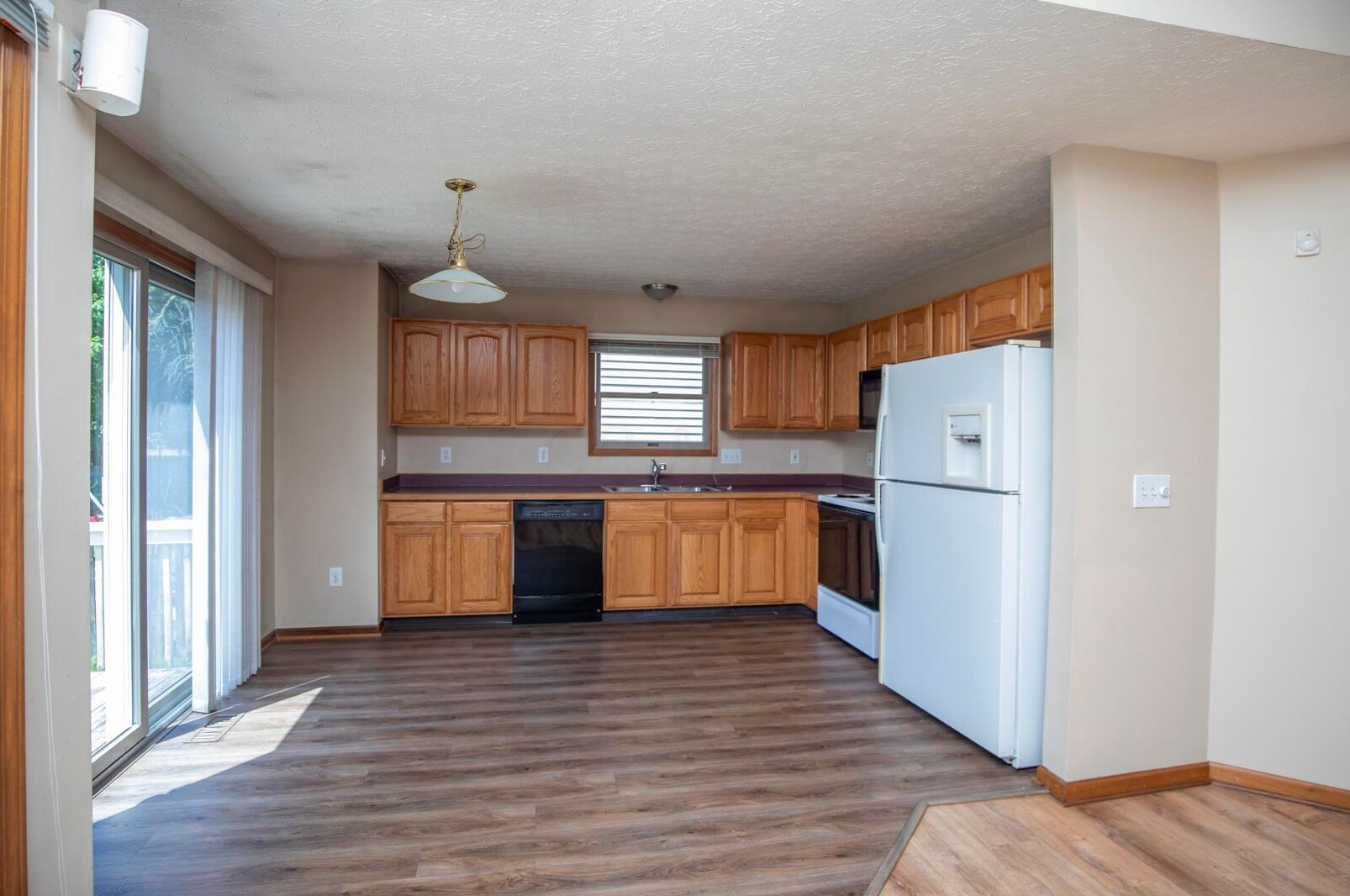 3503 Blendon Bnd Way, Columbus OH 43231-4995 exterior