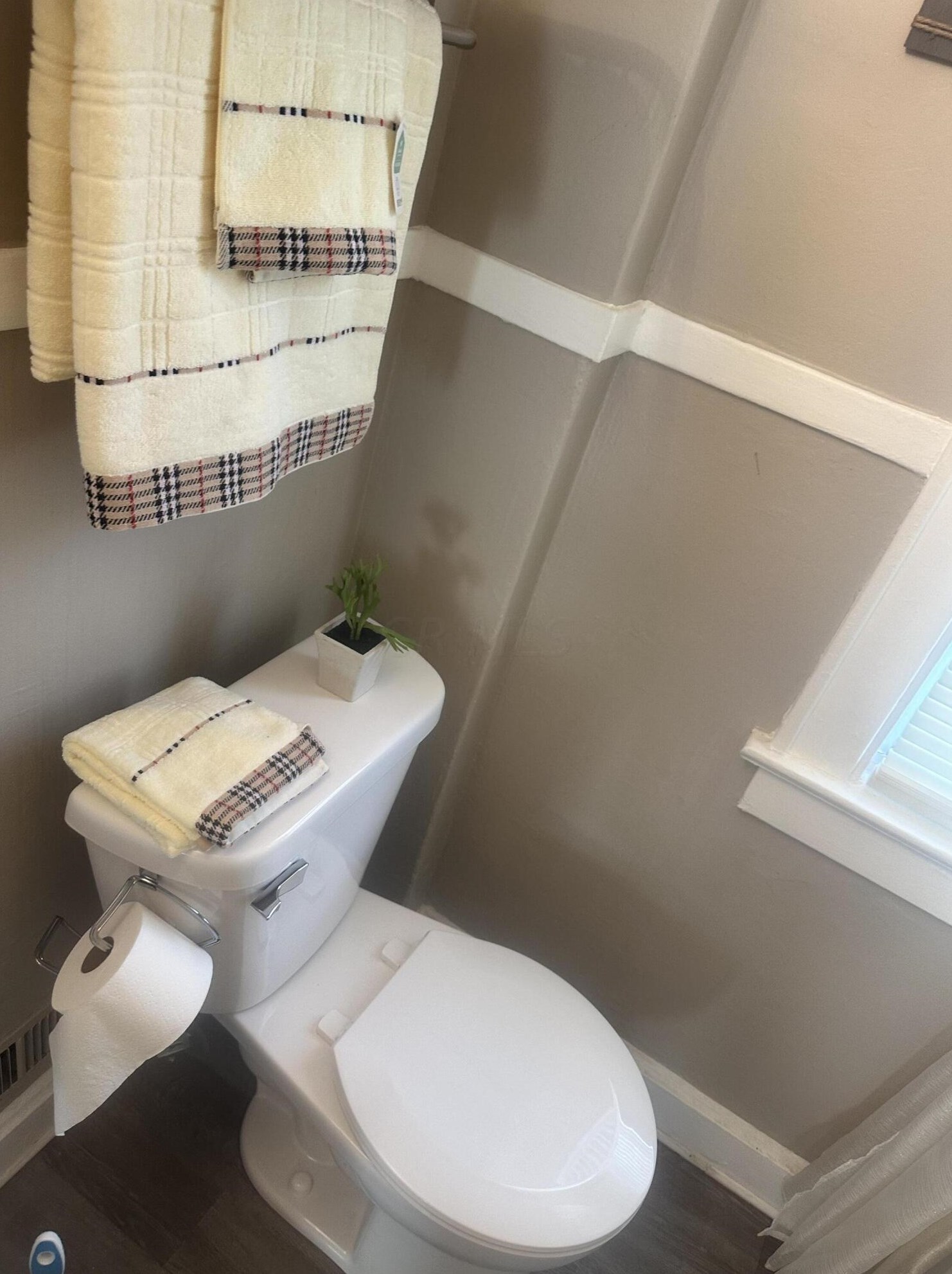 1356 21st Ave, Columbus OH  43211-2516 exterior