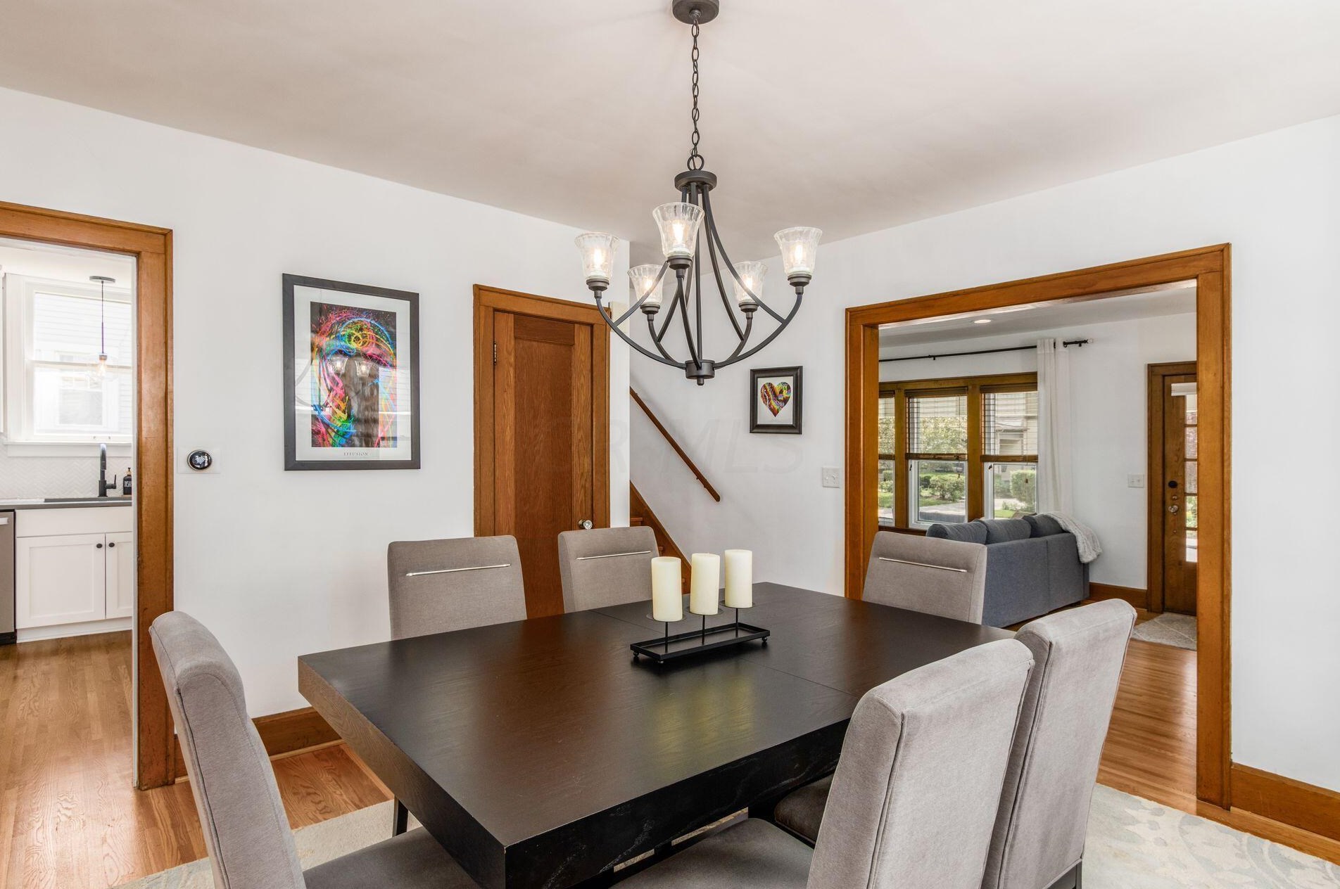 260 Kenworth Rd, Columbus OH  43214-4010 exterior